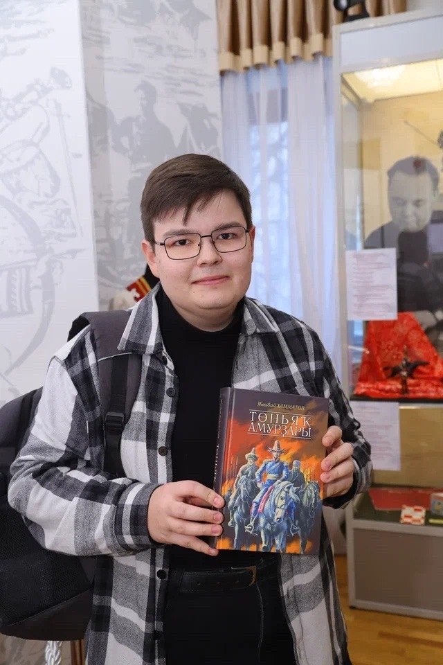 “Төньяҡ амурҙары” – башҡорт яугирҙәренә дан йыры