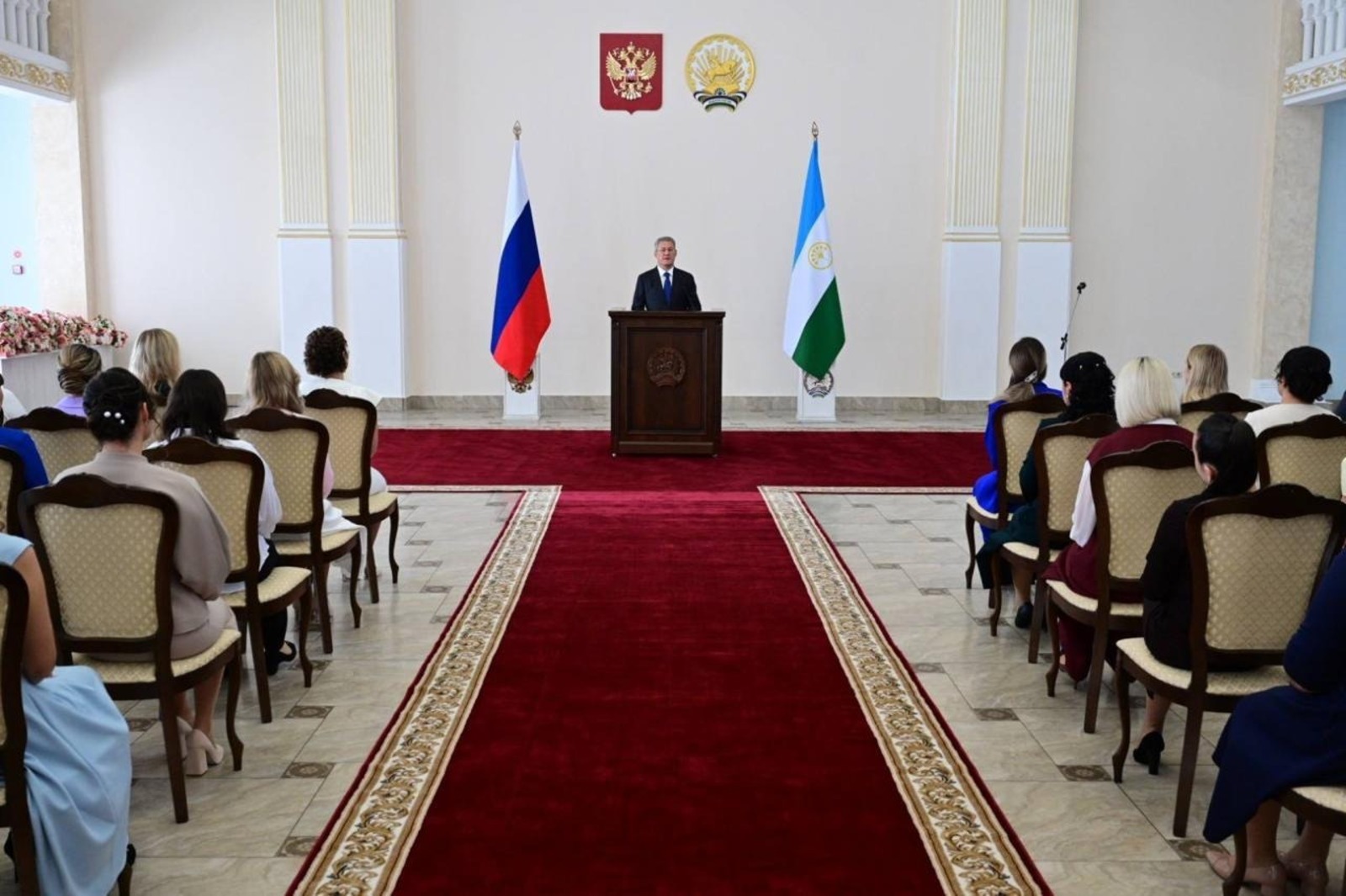 Балаларға күңел йылыһын өләшеүселәр