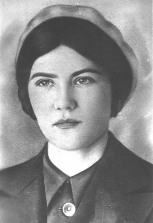 "Ҡалмыҡ ирҙәре лә башҡорт ҡыҙы Зәйтүнә өсөн иланы..."