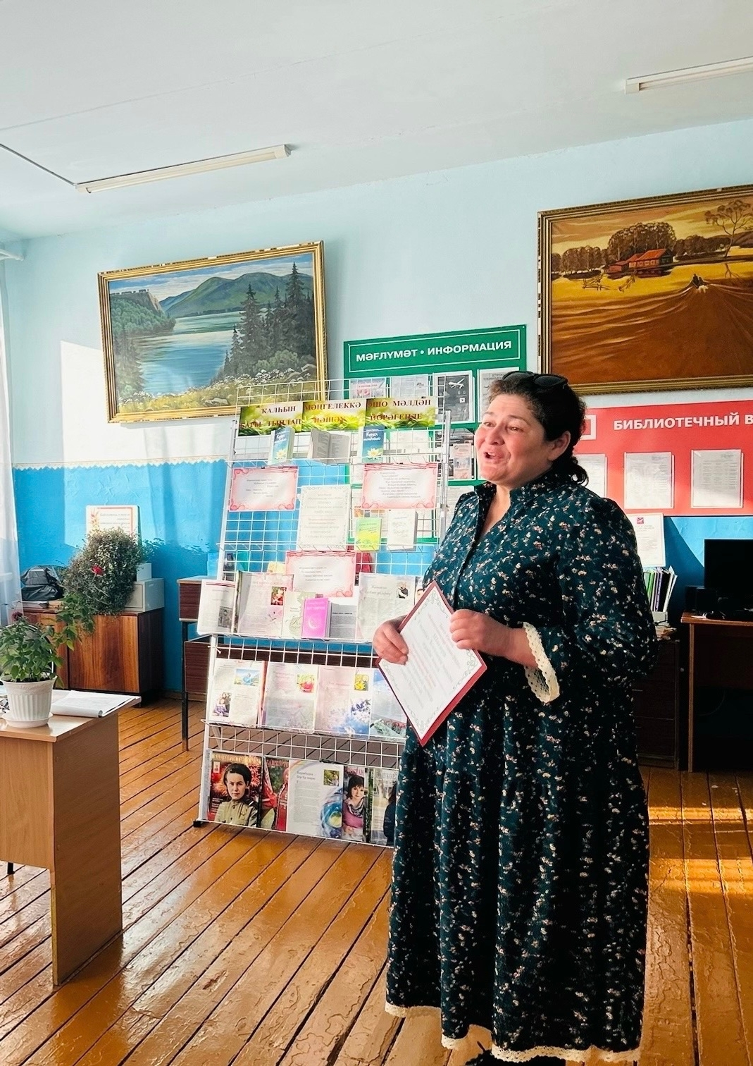 Иҫке Муса китапханаһында осрашыу үтте