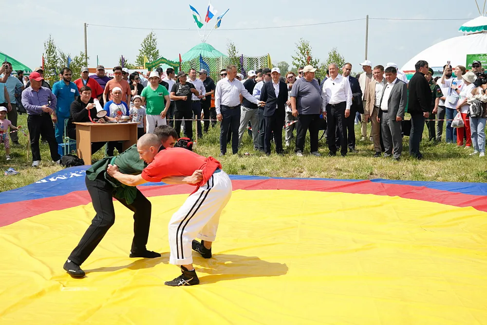 Республика Башлығы - Хәйбулла районы һабантуйында