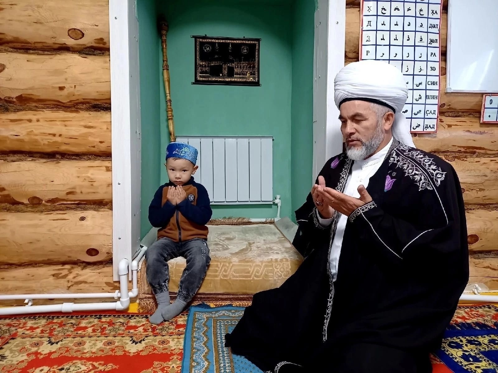 Исемен алмаштырғас, ҡаты сирҙән йүнәлә