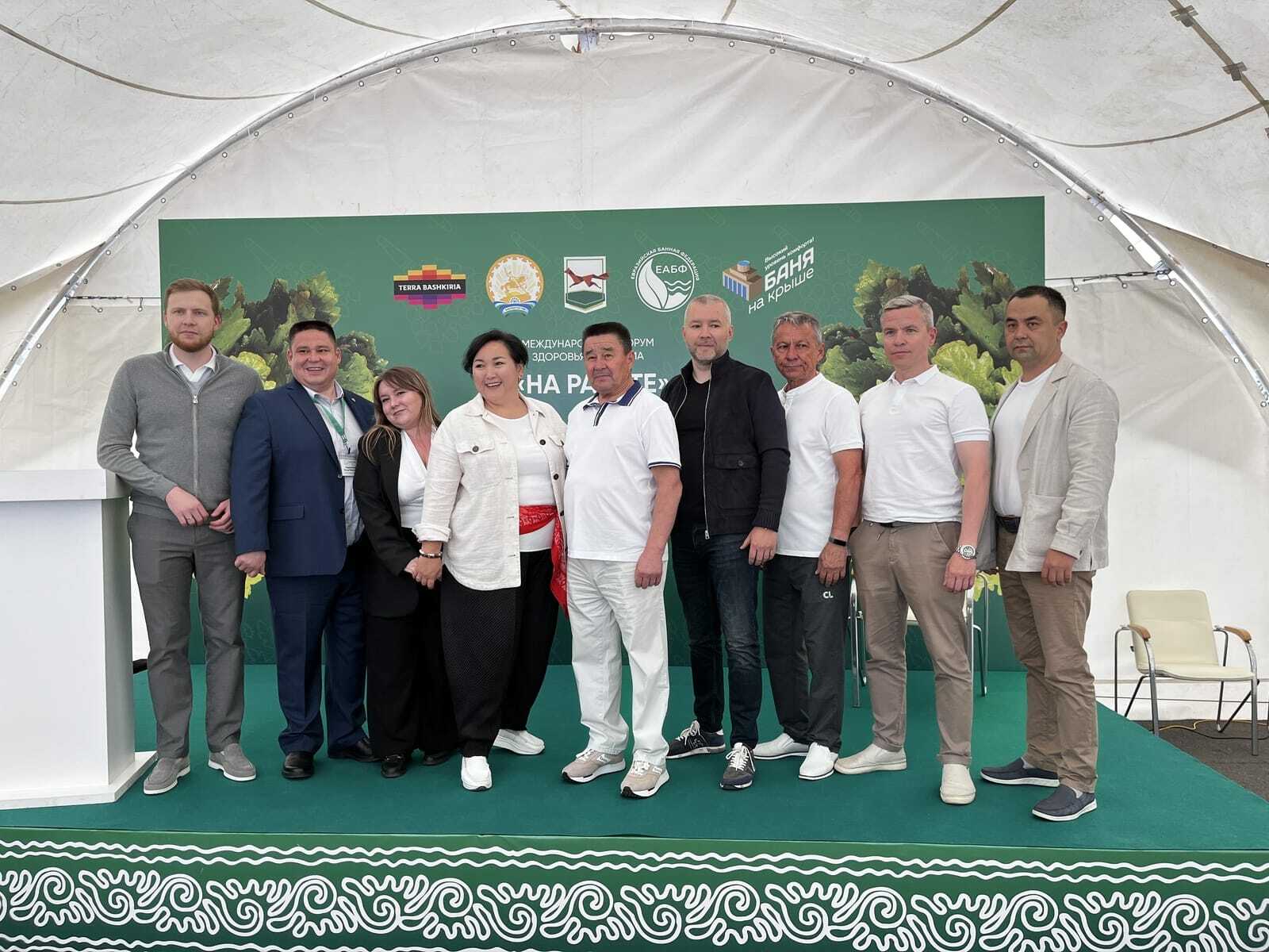 "На рахате" фестиваленән көс алып