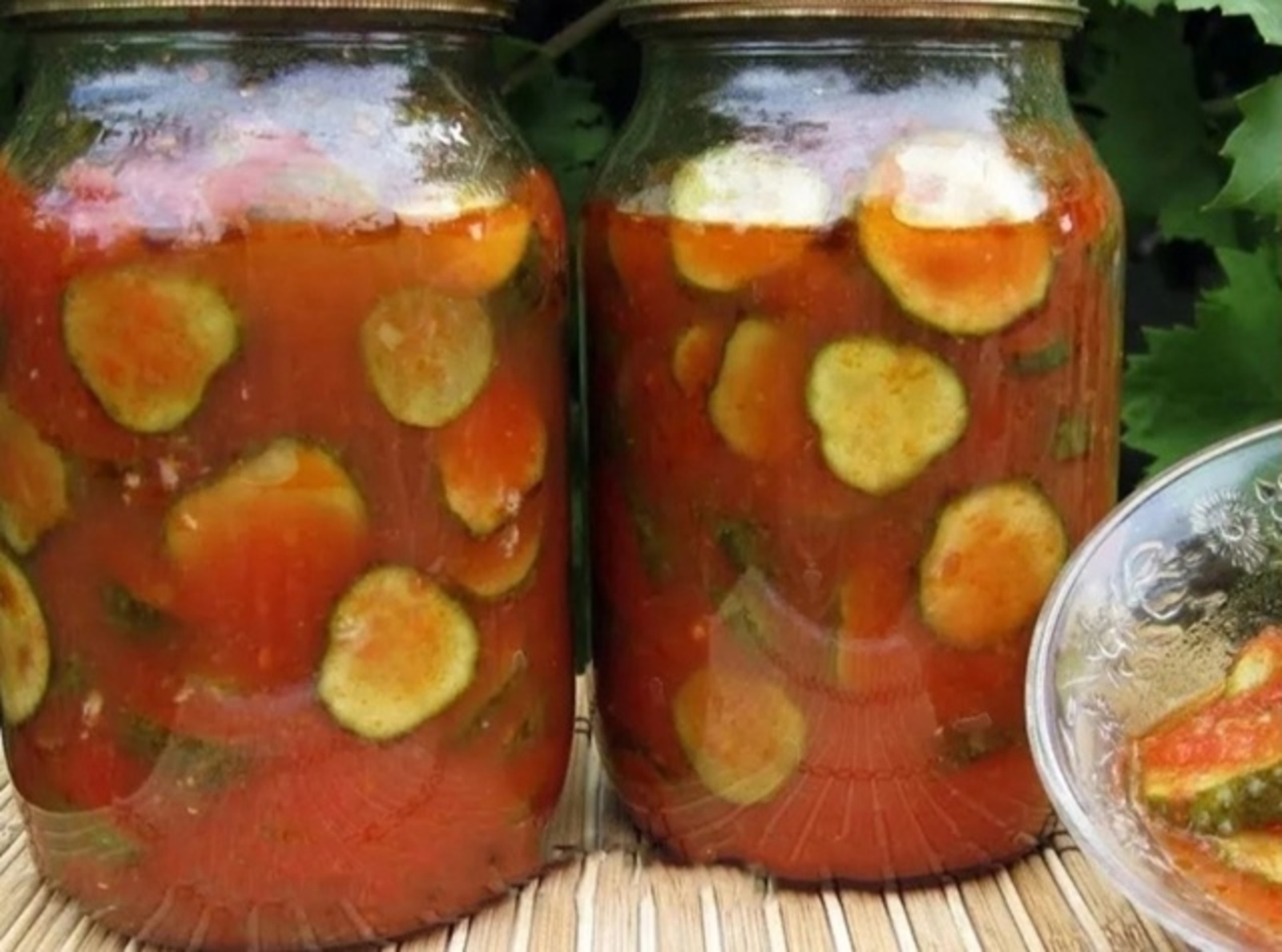 Ҡыярҙы ҡышҡылыҡҡа томат һыуында әҙерләһәгеҙ, телеңде йоторлоҡ була!