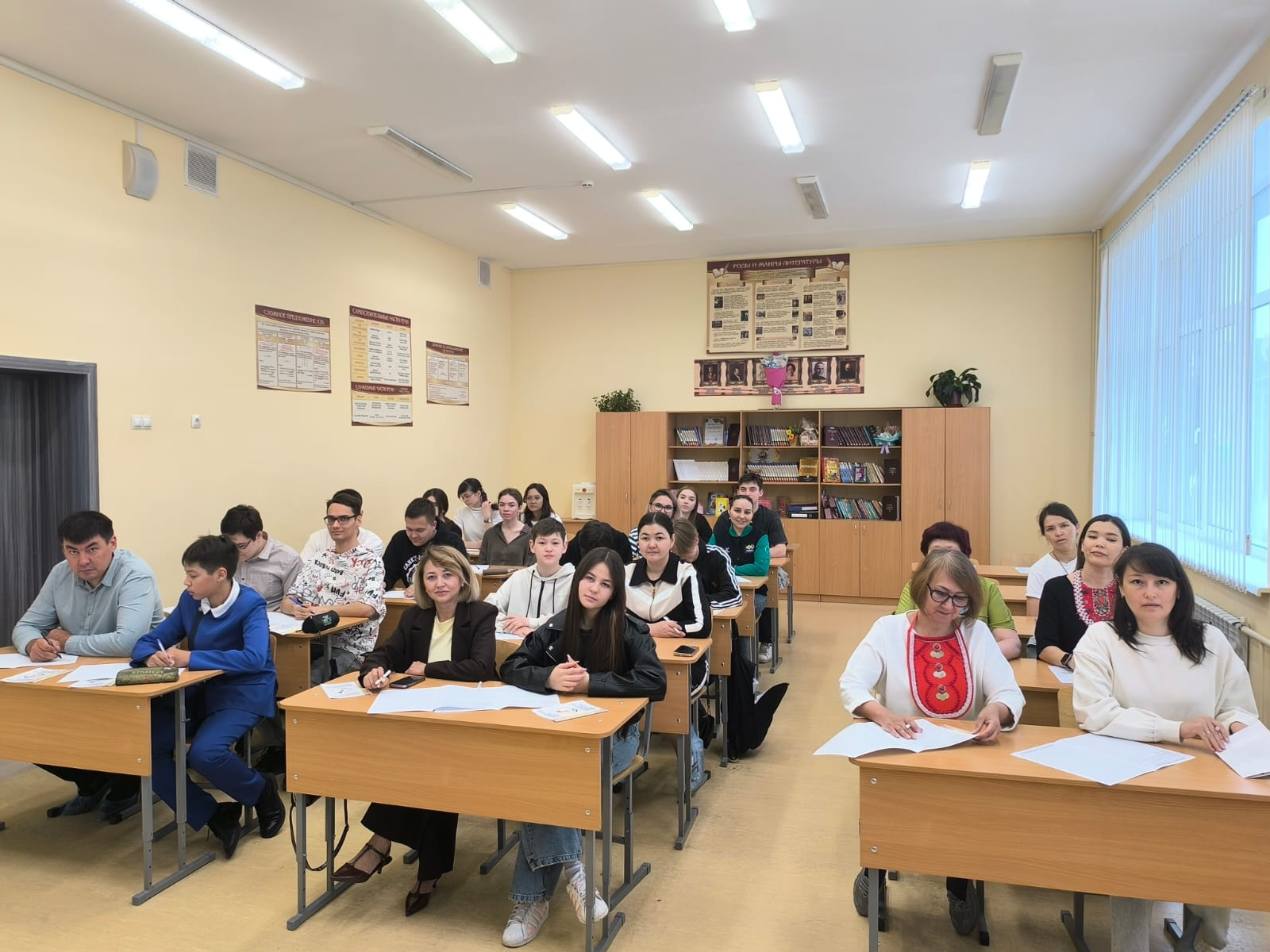 Ата-әсәләр ҙә, балалар ҙа ихлас ҡатнашты