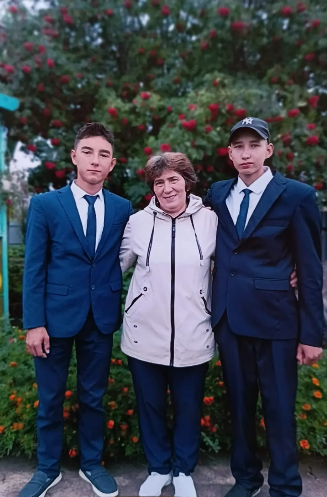 Эшкә лә, еләккә лә – гел бергә