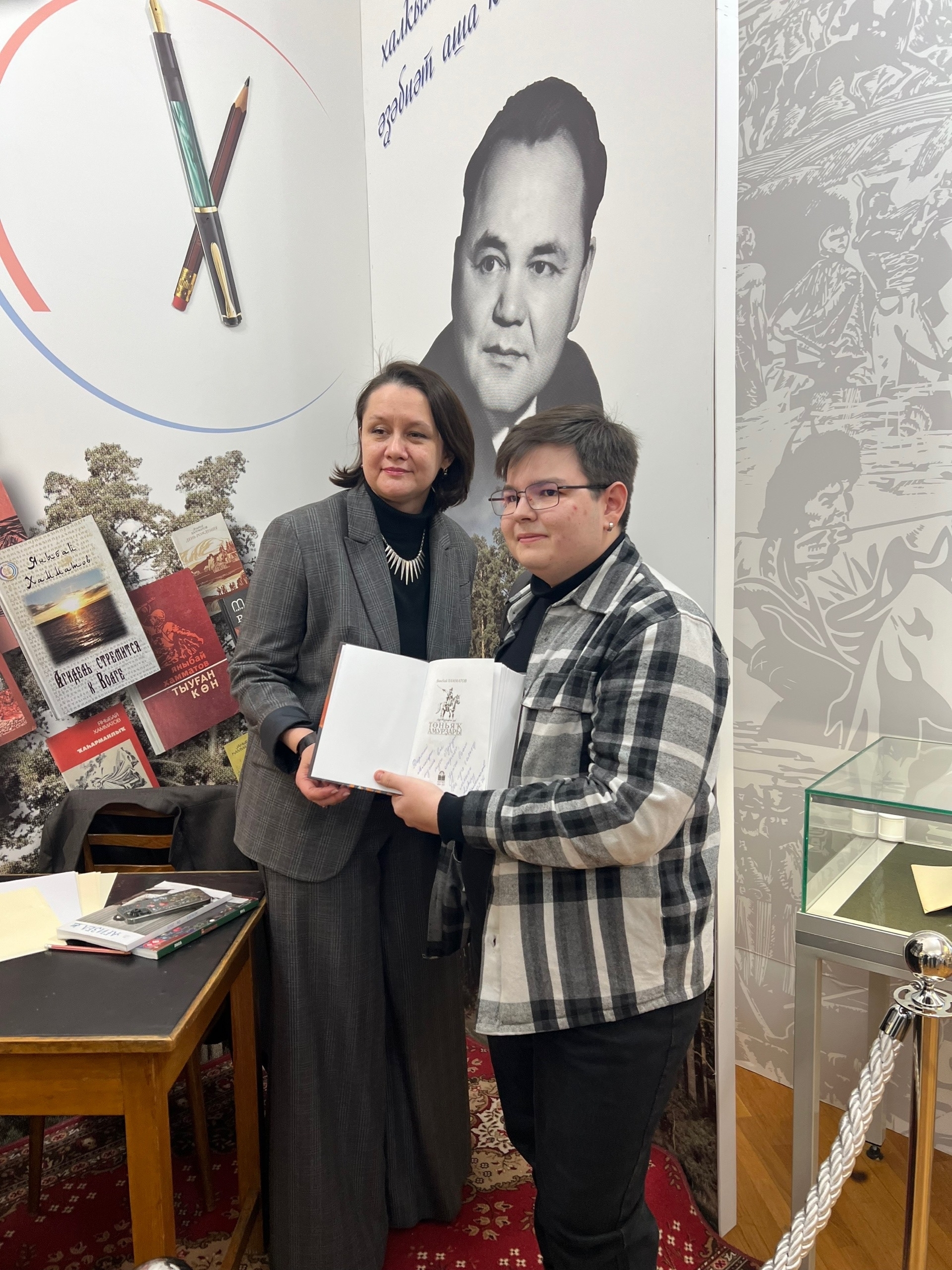 “Төньяҡ амурҙары” – башҡорт яугирҙәренә дан йыры