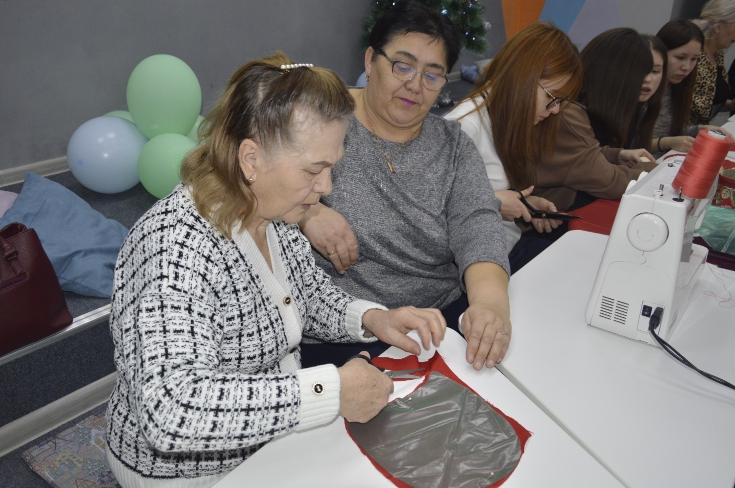 Ижад серҙәре уртаҡ булһын