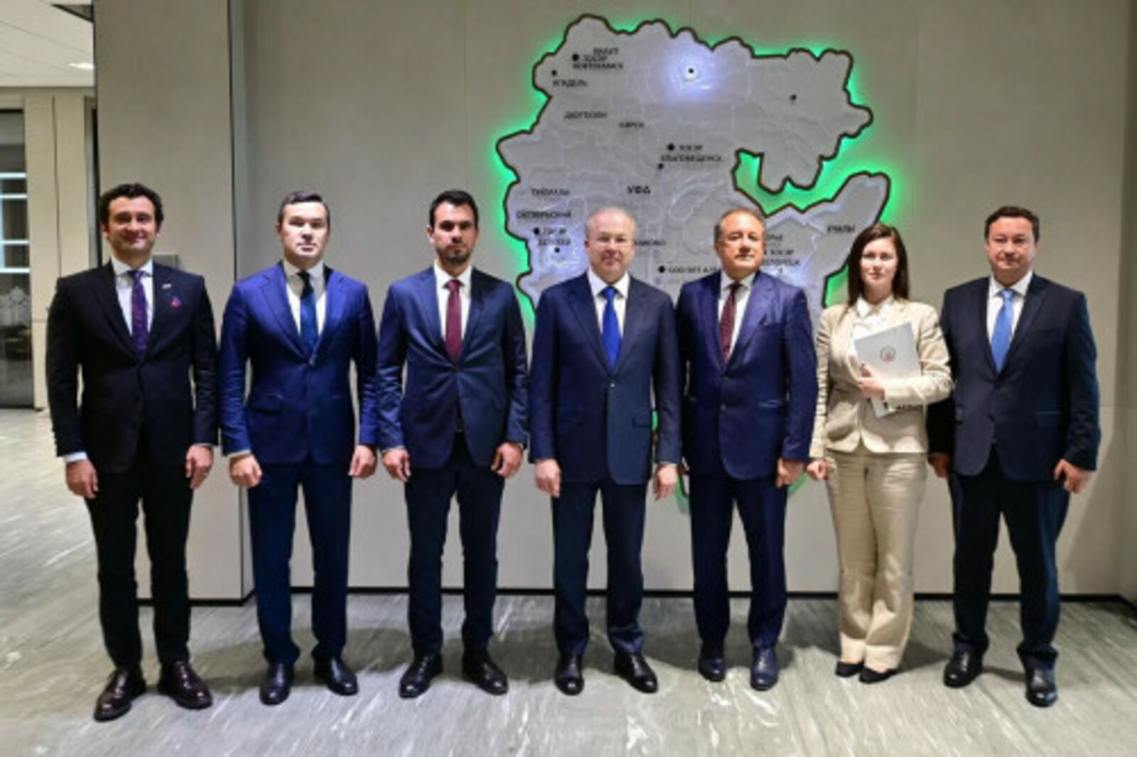 Төркиәнән делегация килде