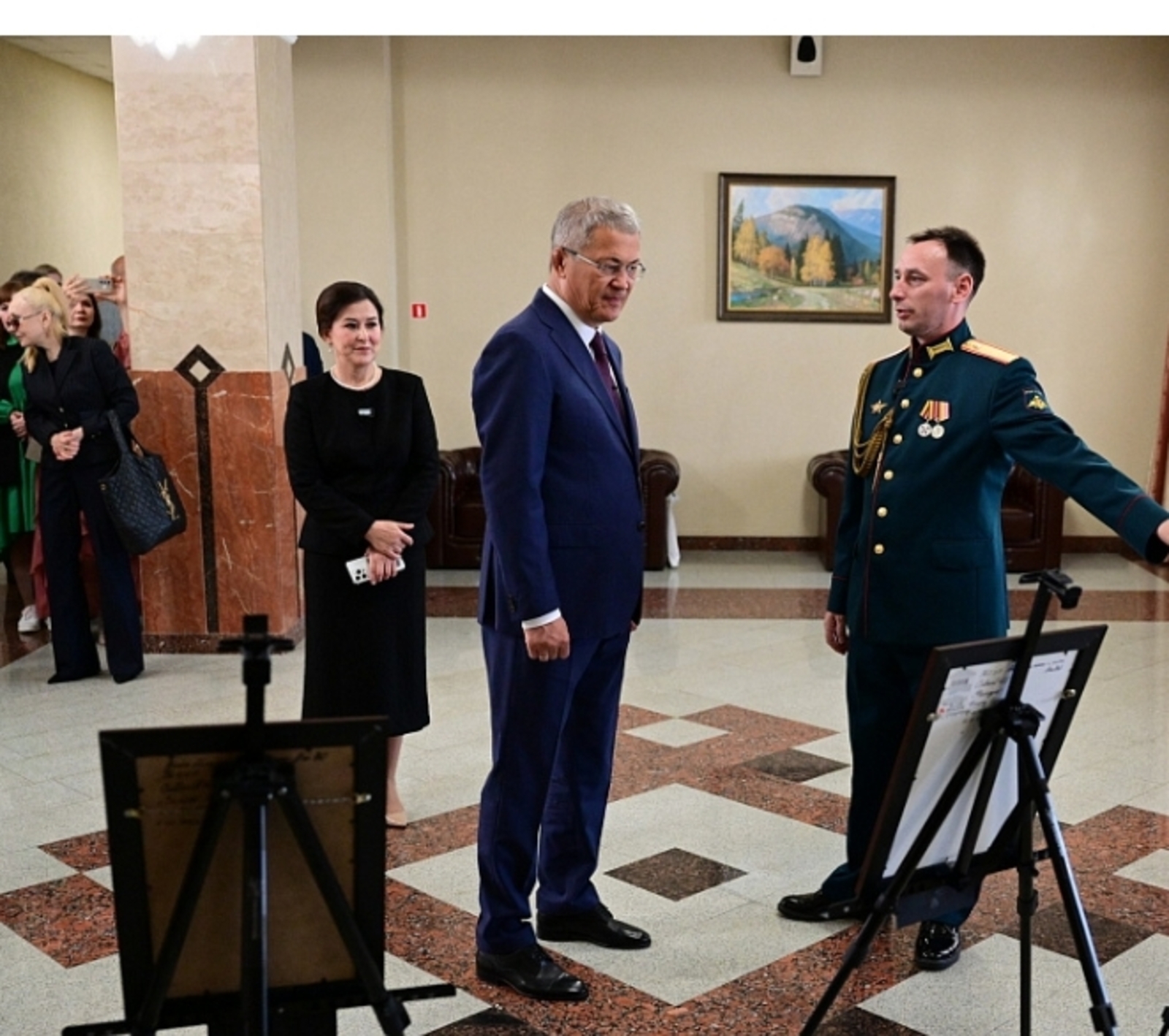 Иғтибар үҙәгендә - мәҙәниәт