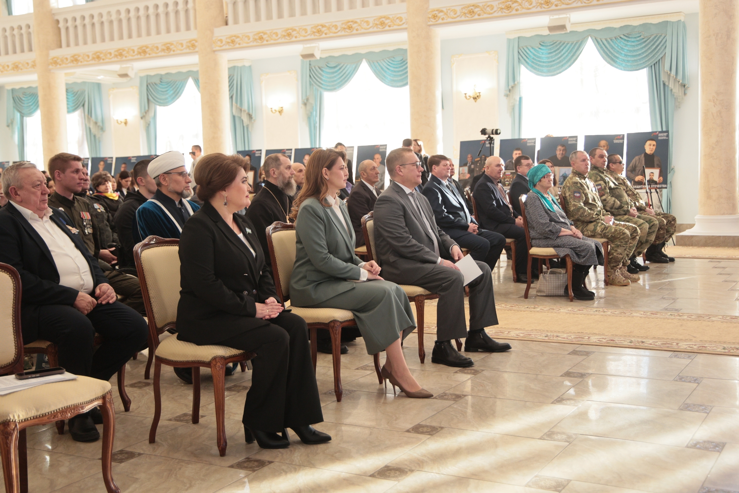 Улдар һәр ваҡыт атайҙарын үҙҙәренең төп батырҙары тип һанай