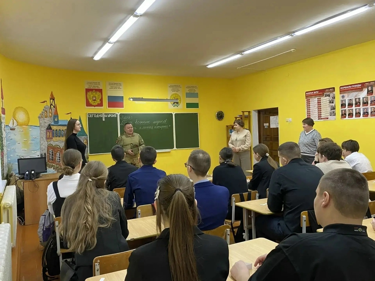 Хәрби табип тормош һабаҡтары дәресе бирҙе