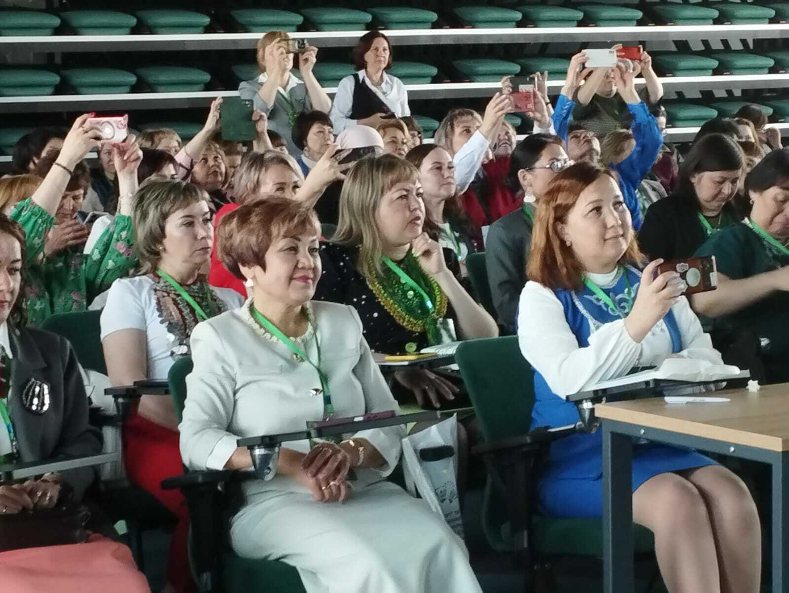 “Һомай” башҡорт теле уҡытыусыларын яңы эштәргә илһамландырҙы