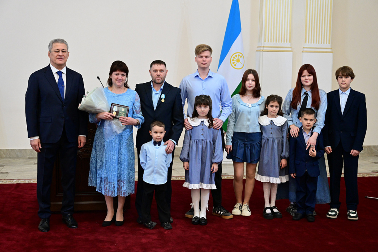 Рәхмәт һеҙгә, ҡәҙерле әсәләр!