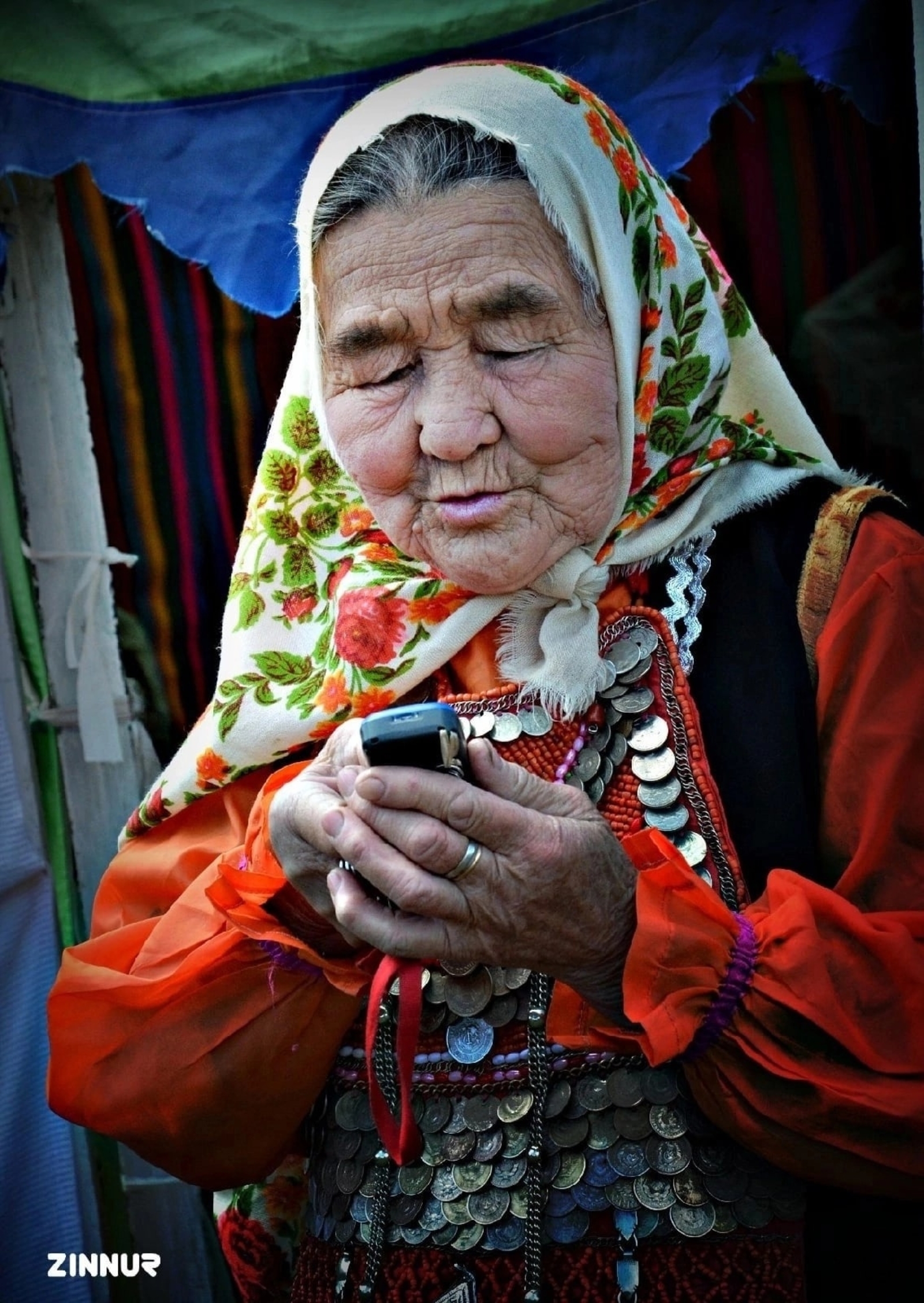 Өләсәйең ватсаптан "Хәйерле иртә!" ебәрһә, әрләшмә