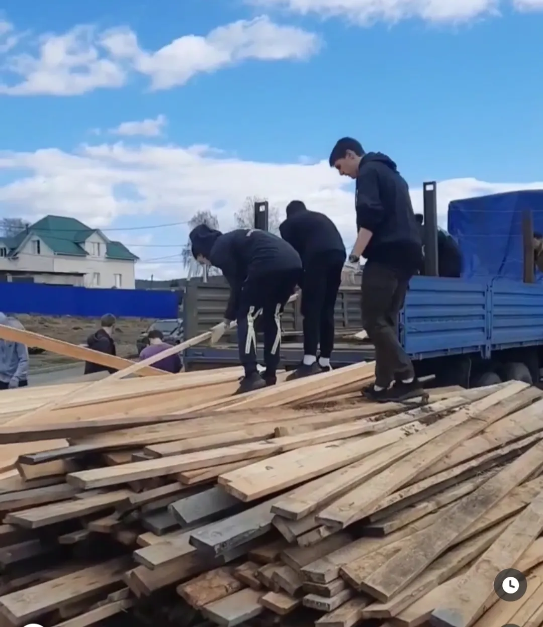 Беҙҙең ярҙам Еңеүҙе яҡынайтырға ярҙам итер, тип ышанабыҙ