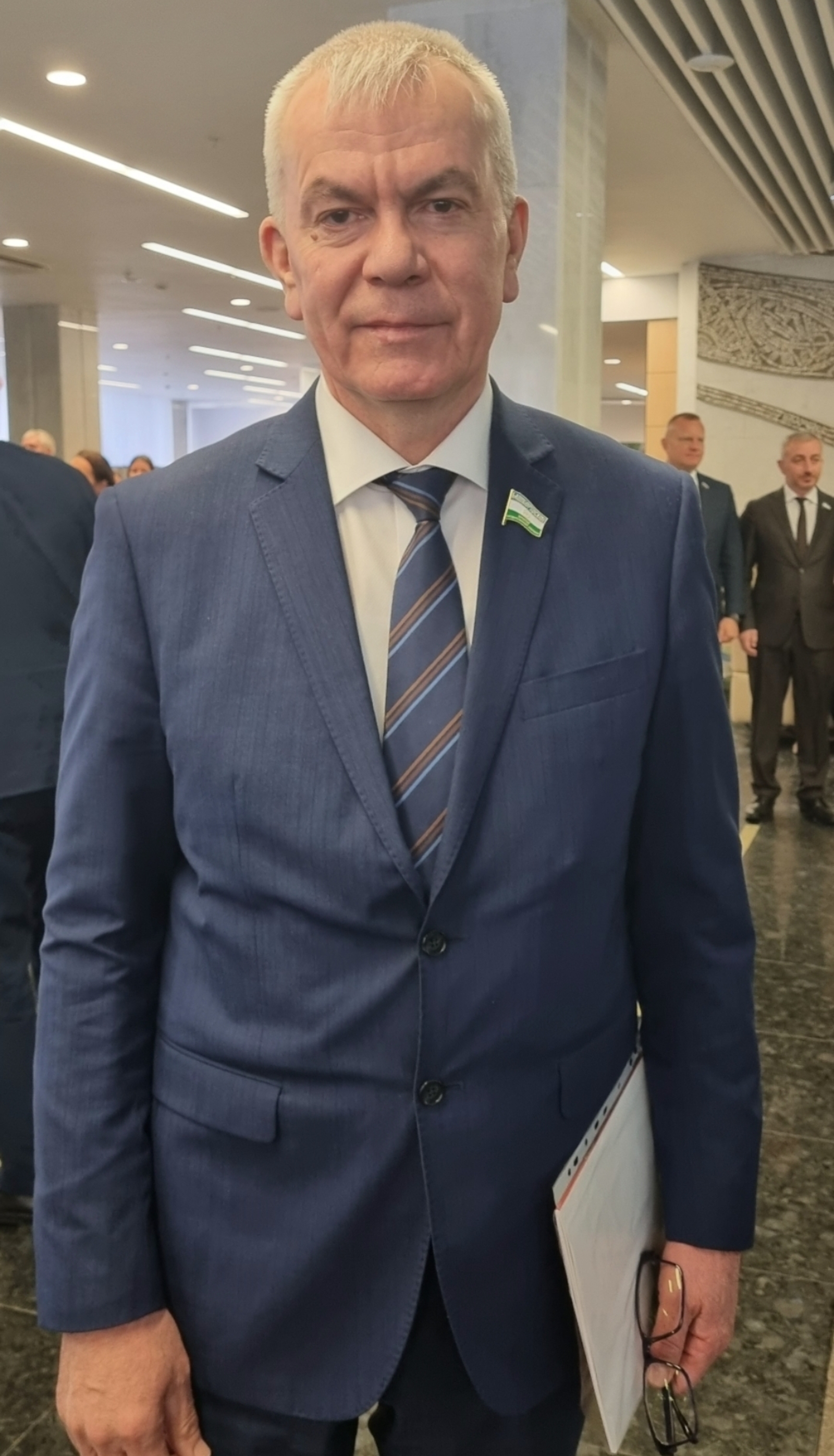 Ябай булмаған ваҡыт ябай булмаған ҡарар талап итә