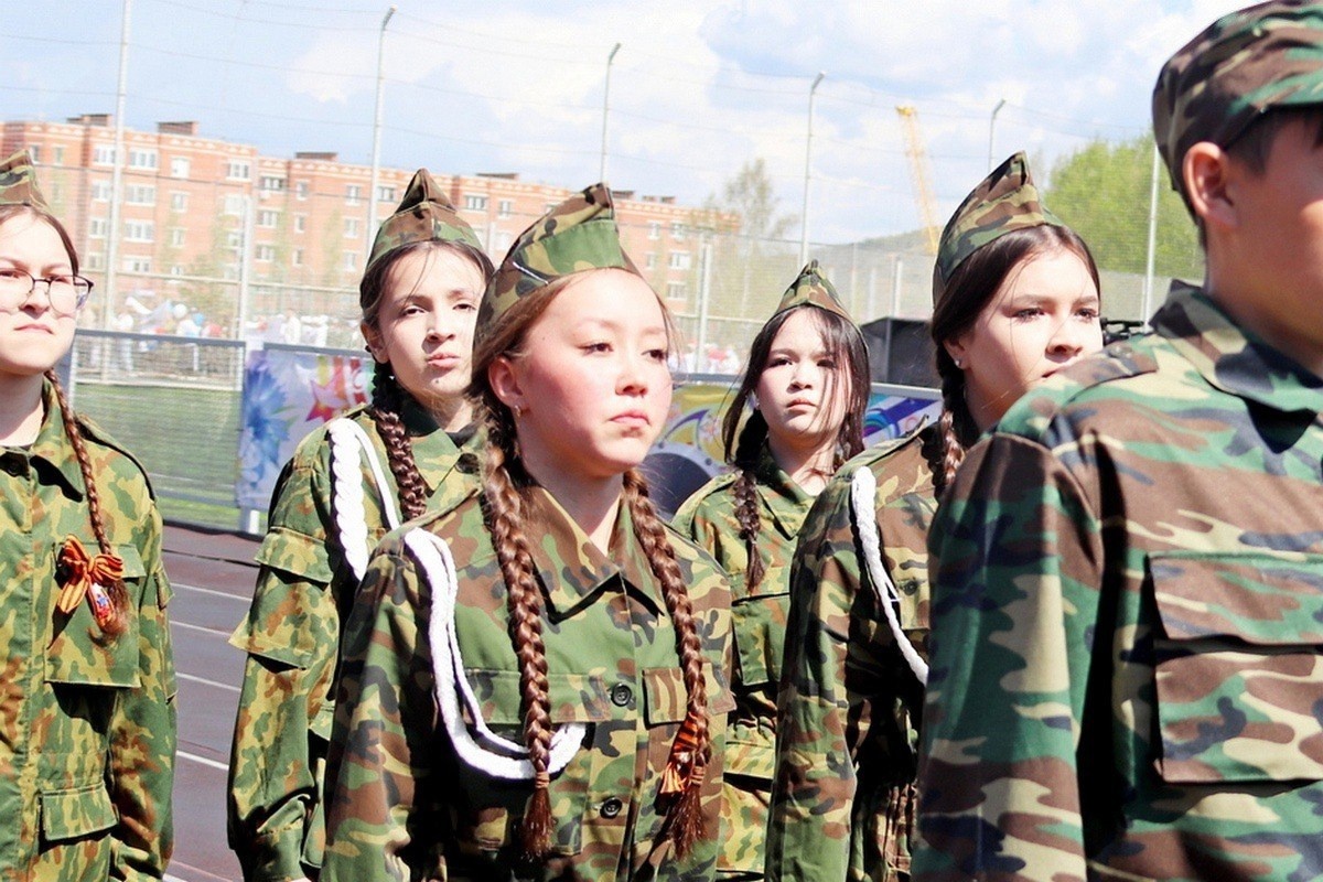 Туфлиһын юғалтҡан Золушканы таптылар!