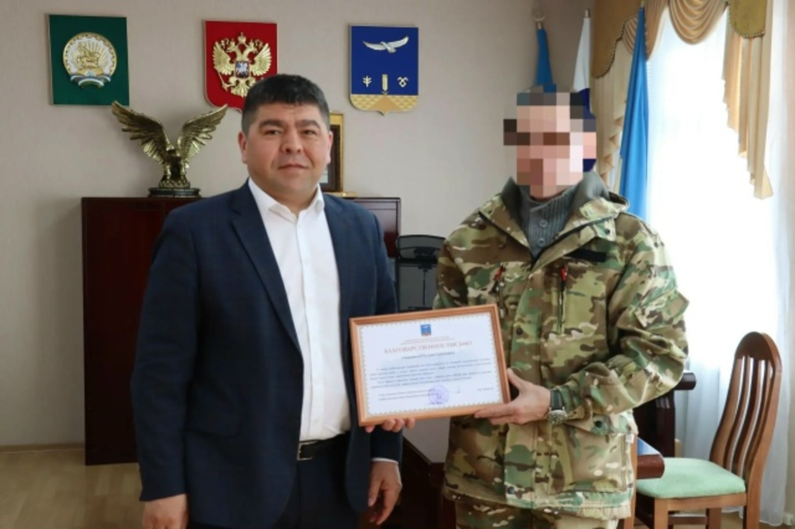 "Колхоз" ялға ҡайтҡан