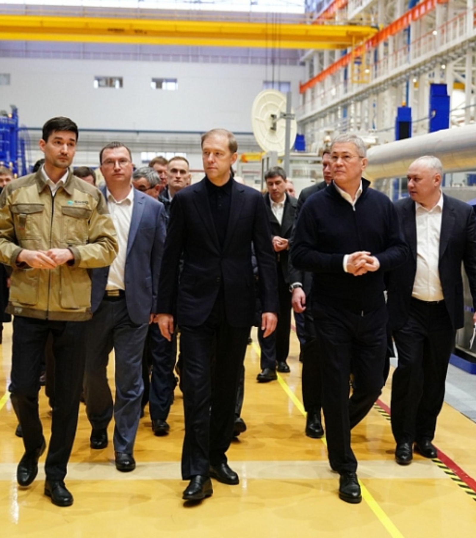 ‎Денис Мантуров төбәктәге алдынғы инновациялы сәнәғәт ойошмалары менән танышты