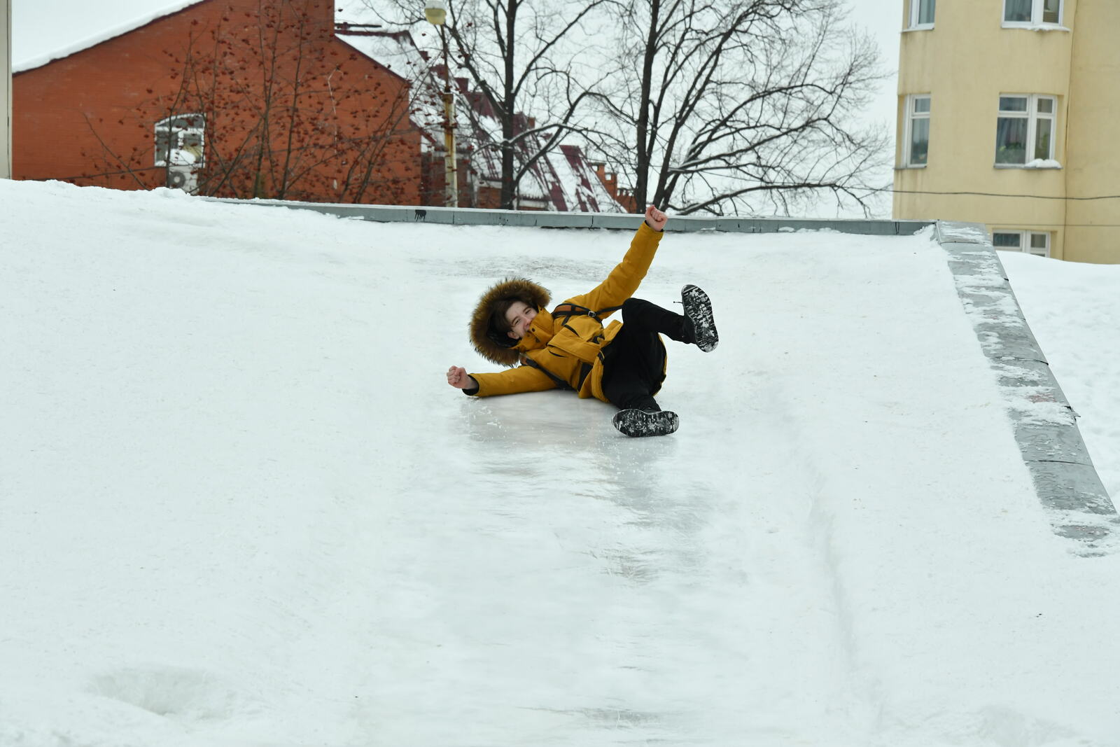 Балаларҙы хәүеф-хәтәрҙән һаҡлағыҙ