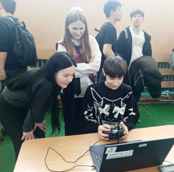 Миәкәлә “Дрон-рейсинг мәктәбе” проекты уңышлы эшләй