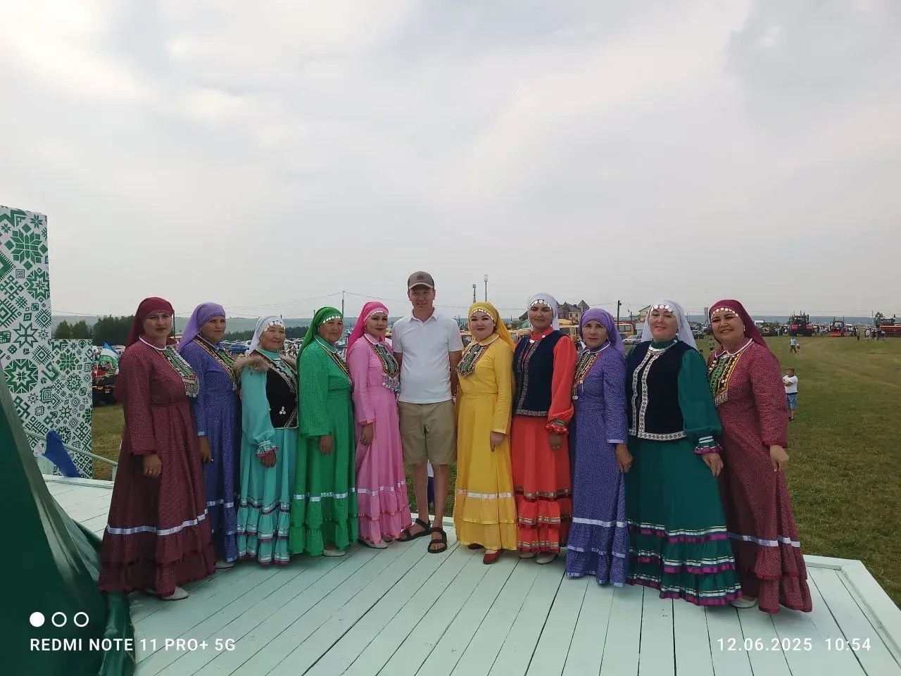 Асҡын гүзәлен ҡаршы алығыҙ!