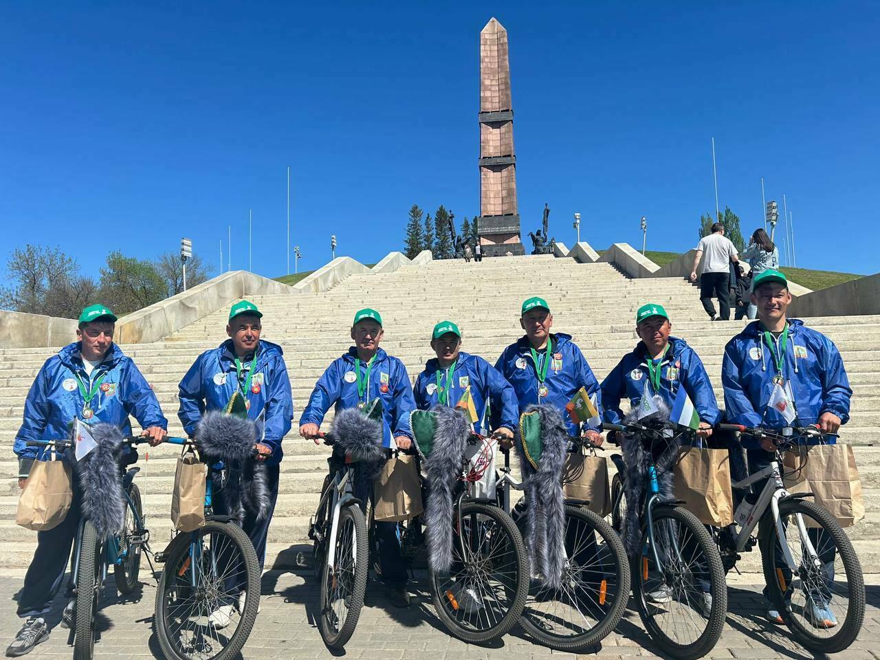 “Ватанды һаҡлаусылар” фонды ҡарамағындағылар һәм уларҙың кураторҙары әүҙем булды