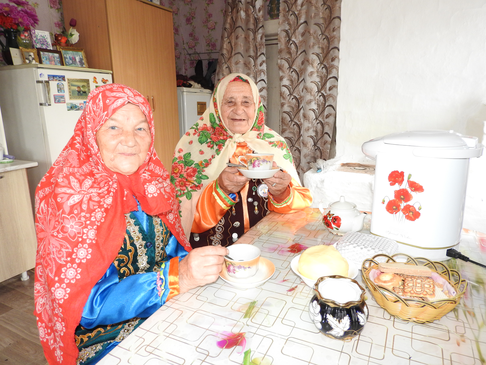 Ике апһын, икеһе лә имсе...