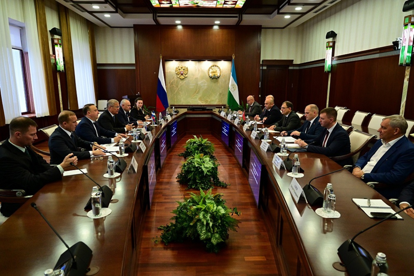 Хеҙмәттәшлекте үҫтереүгә өмөт бағлап