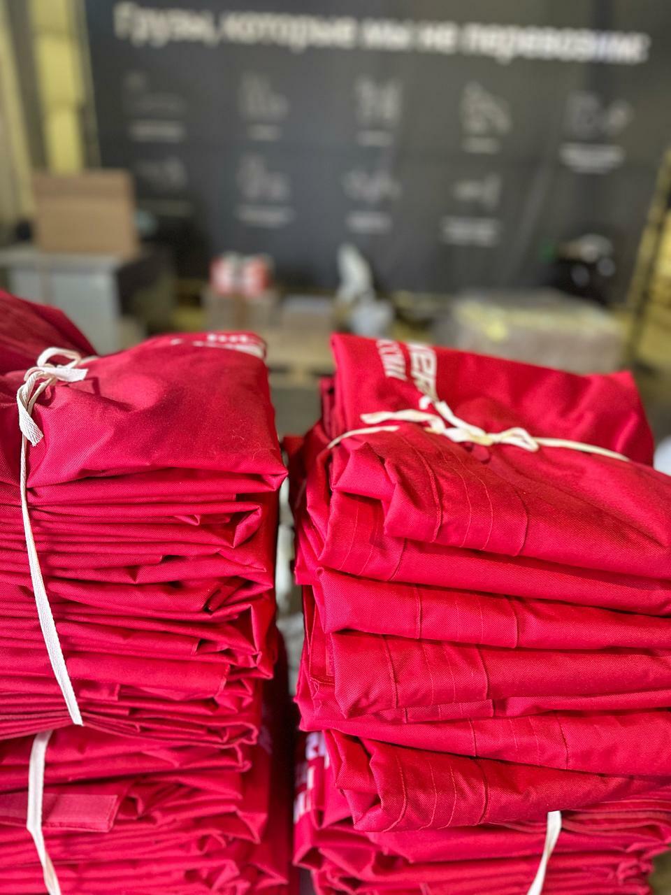 Ул теккән күлдәктәрҙе Мәскәү, Питер ҡыҙҙары кейә