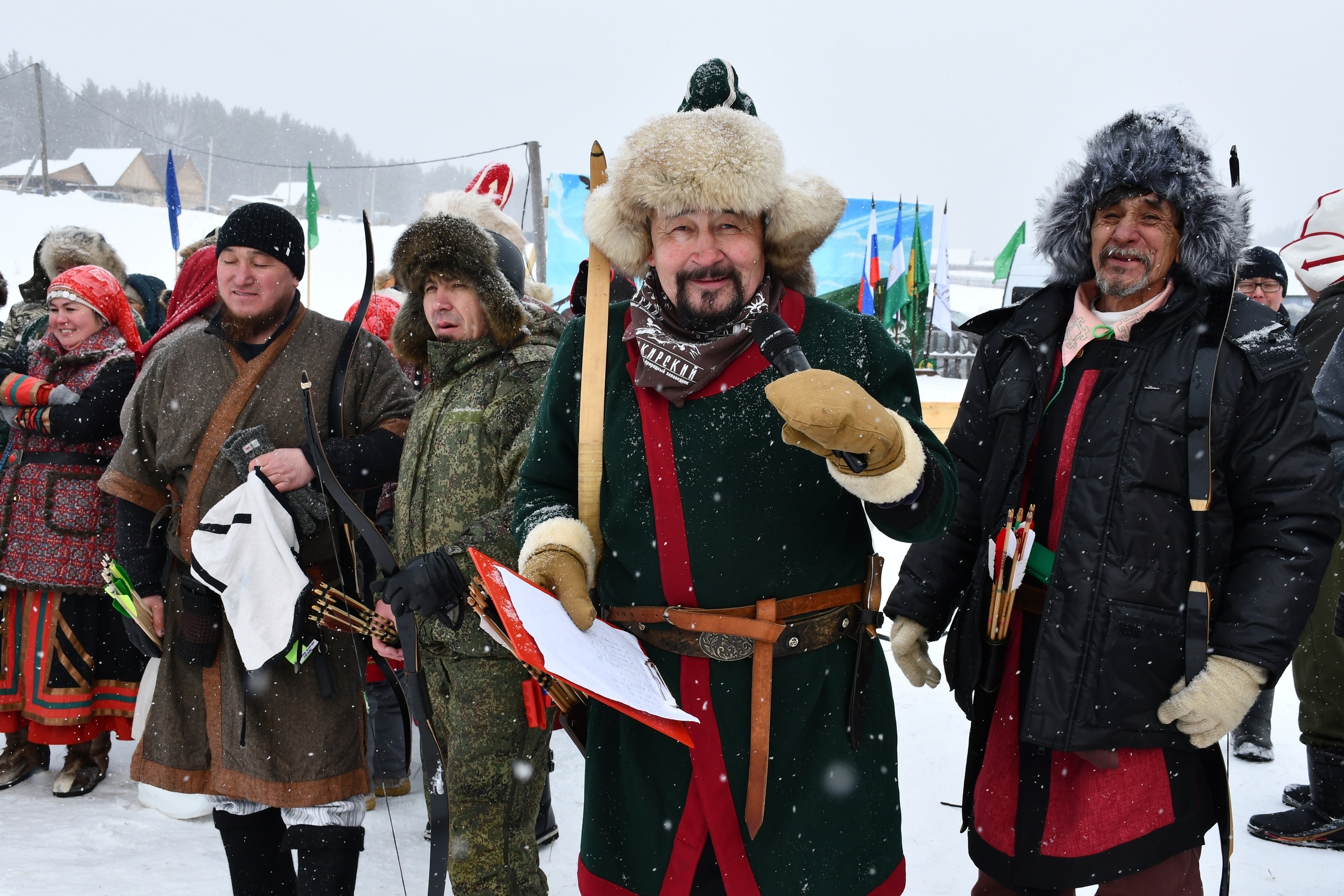 Тай бүләк иттеләр