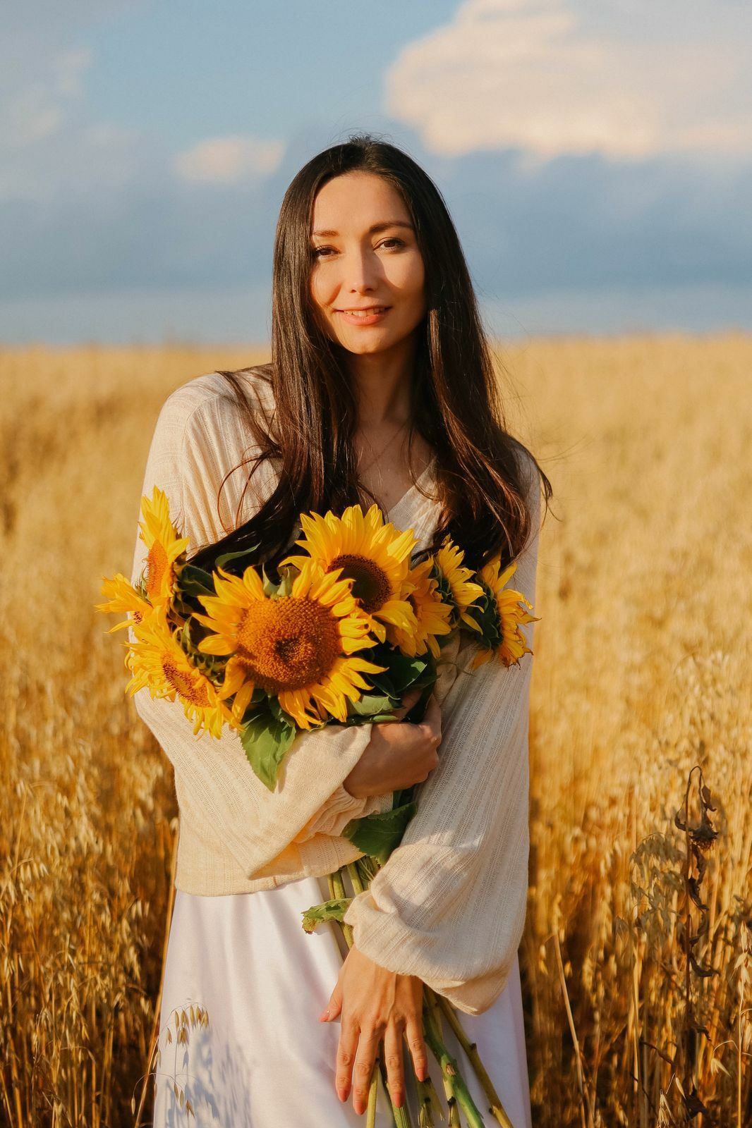 Ул теккән күлдәктәрҙе Мәскәү, Питер ҡыҙҙары кейә