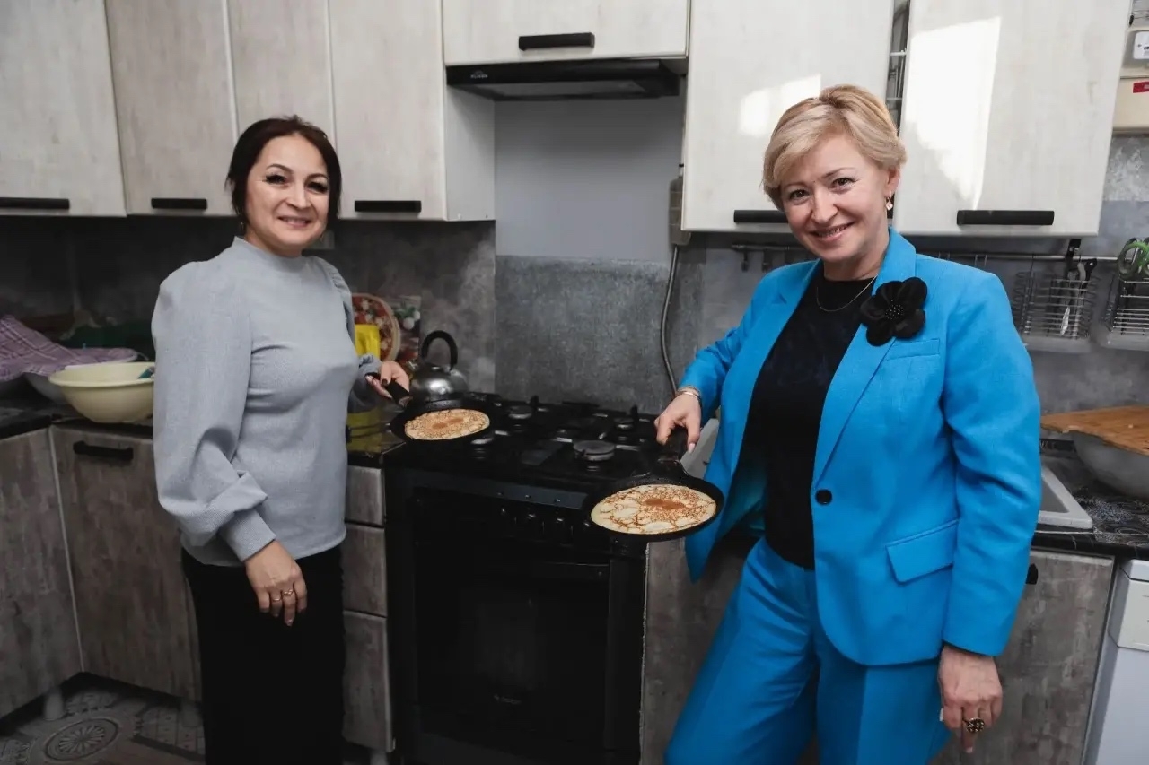 Министр Хәйҙәршиндарға ҡунаҡҡа килде