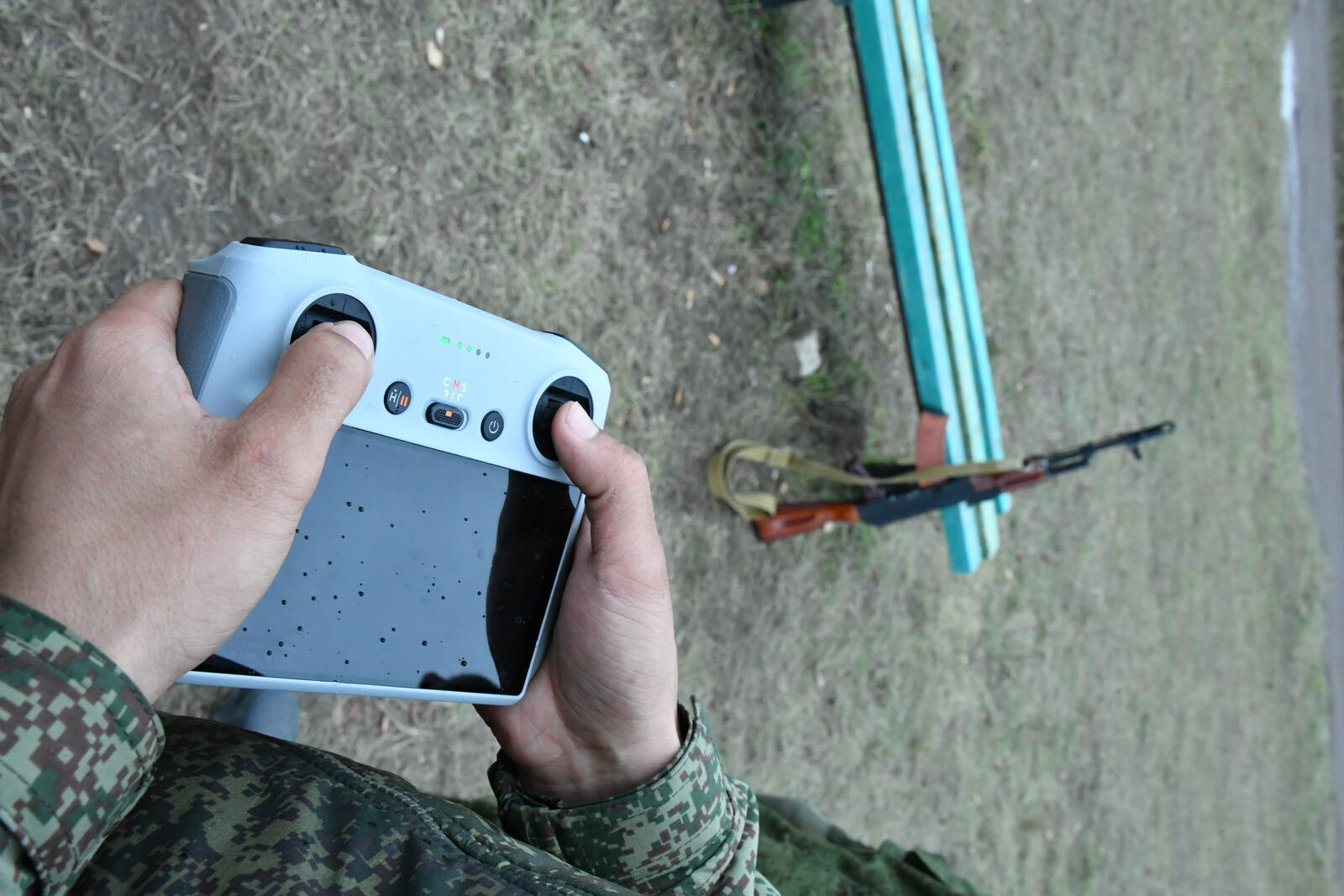 Хеҙмәт итергә атлығып торалар