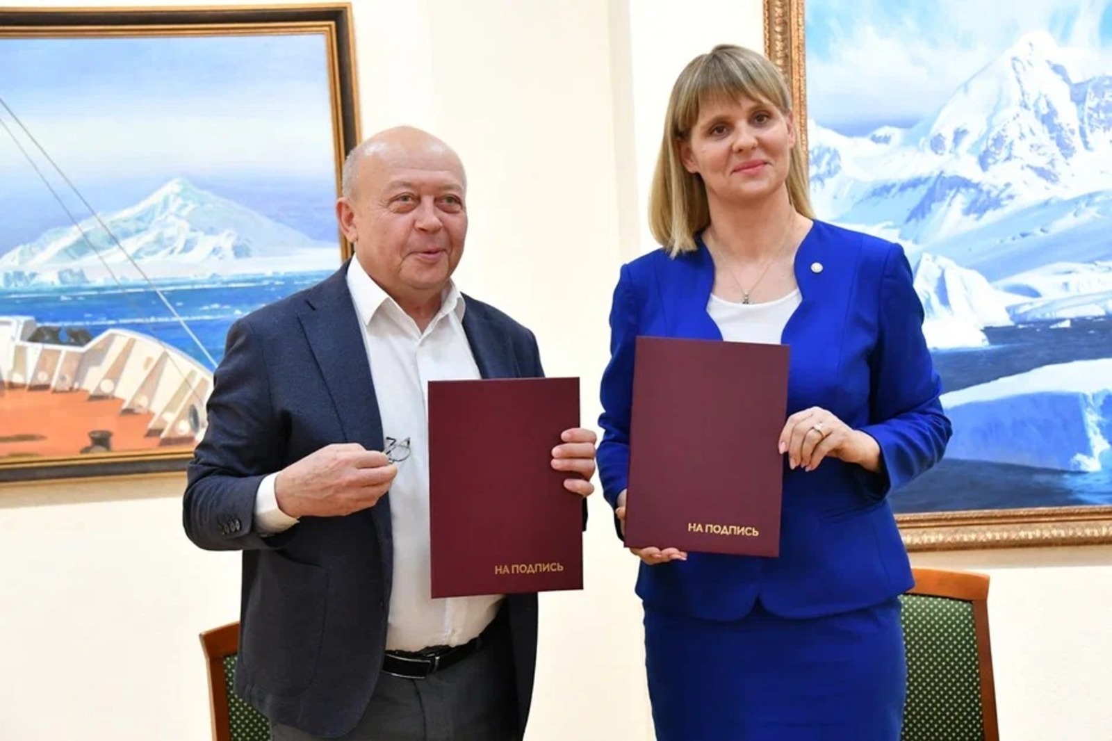 Килешеүгә ҡул ҡуйылды