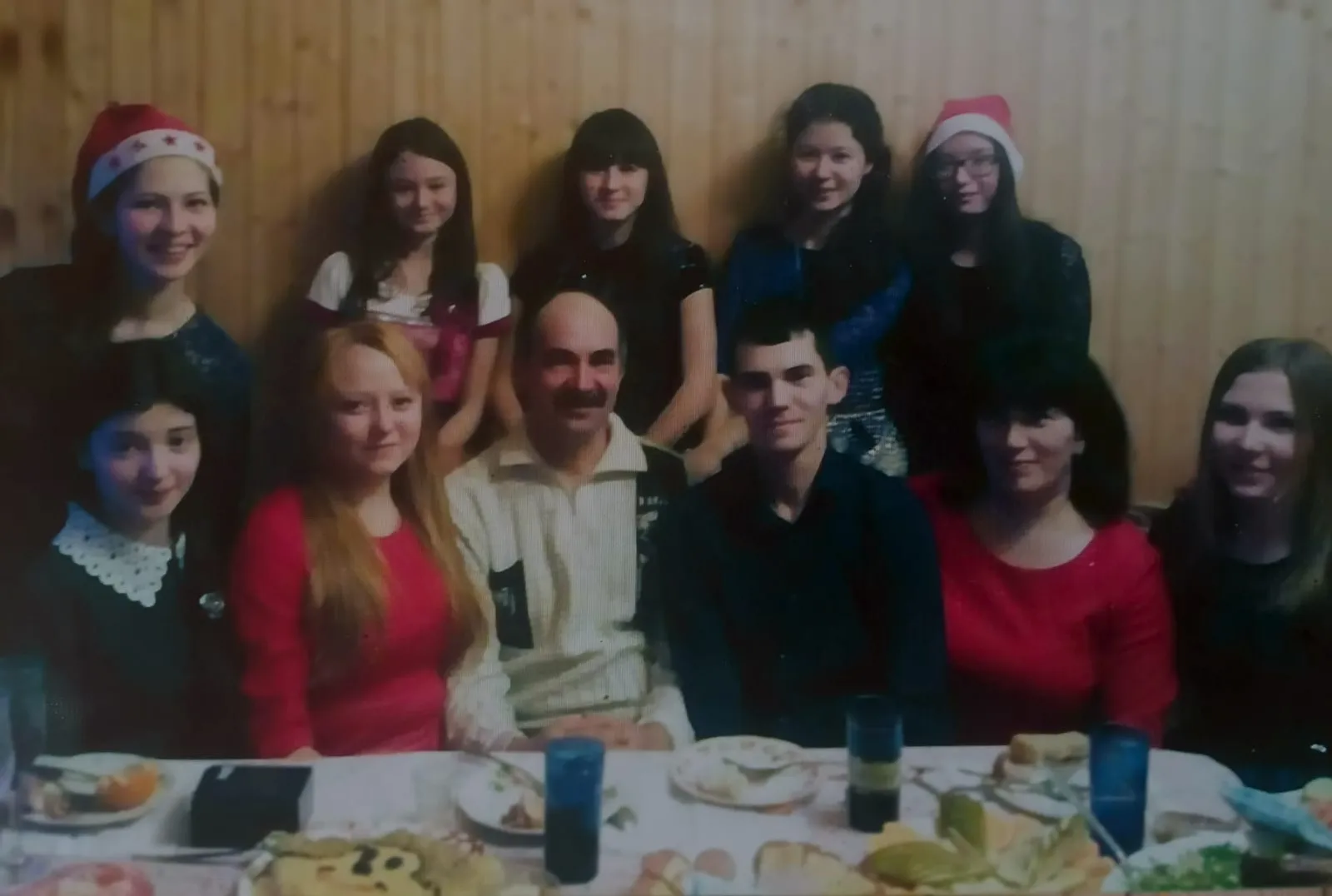 Эшкә лә, еләккә лә – гел бергә