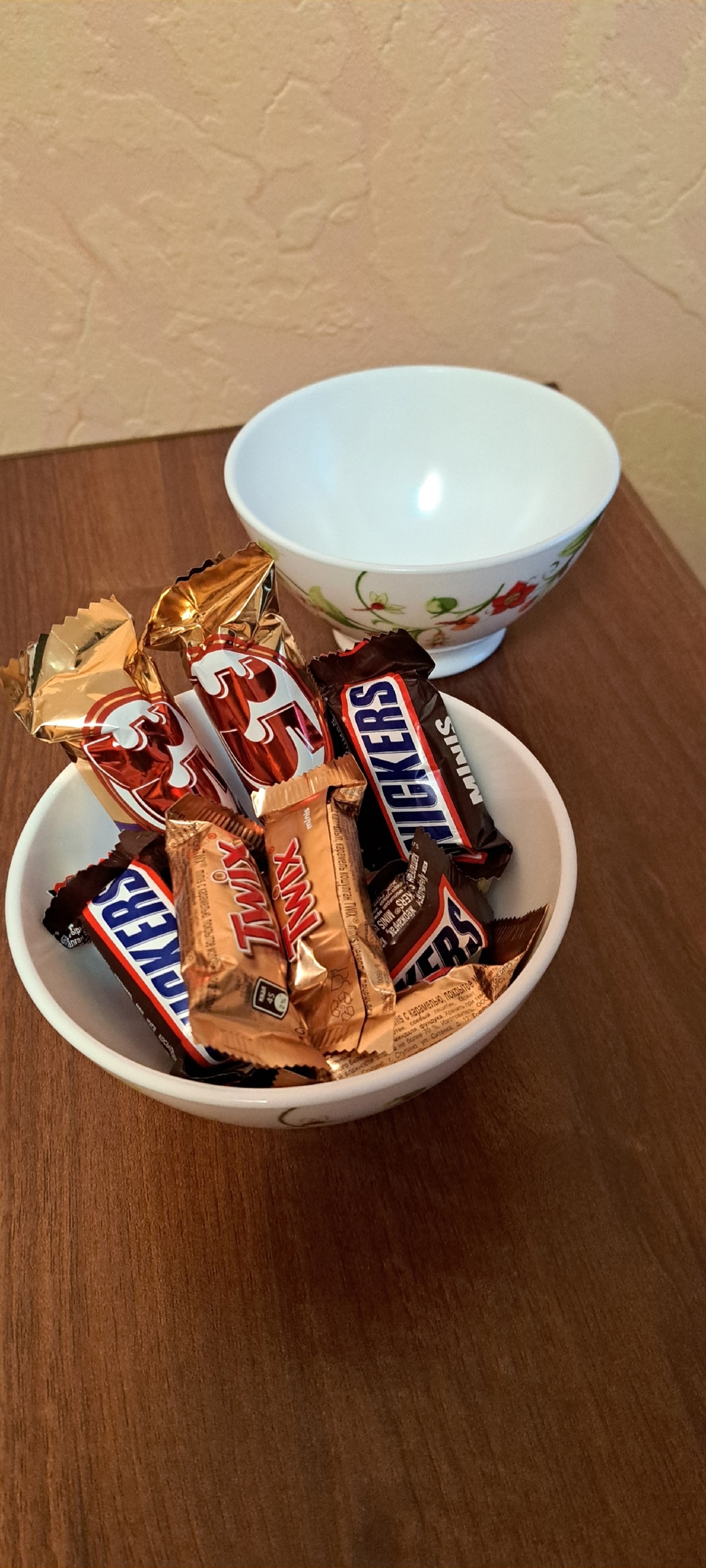 Ни өсөн кешегә буш һауыт бирергә ярамай?