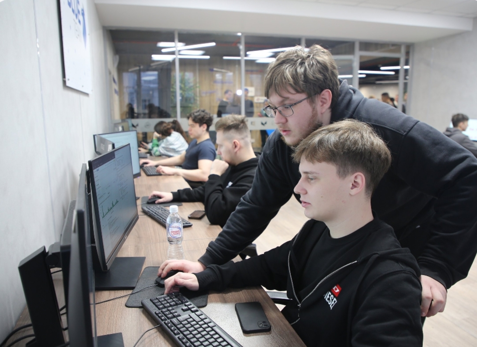 Яңы офоҡтар асыла