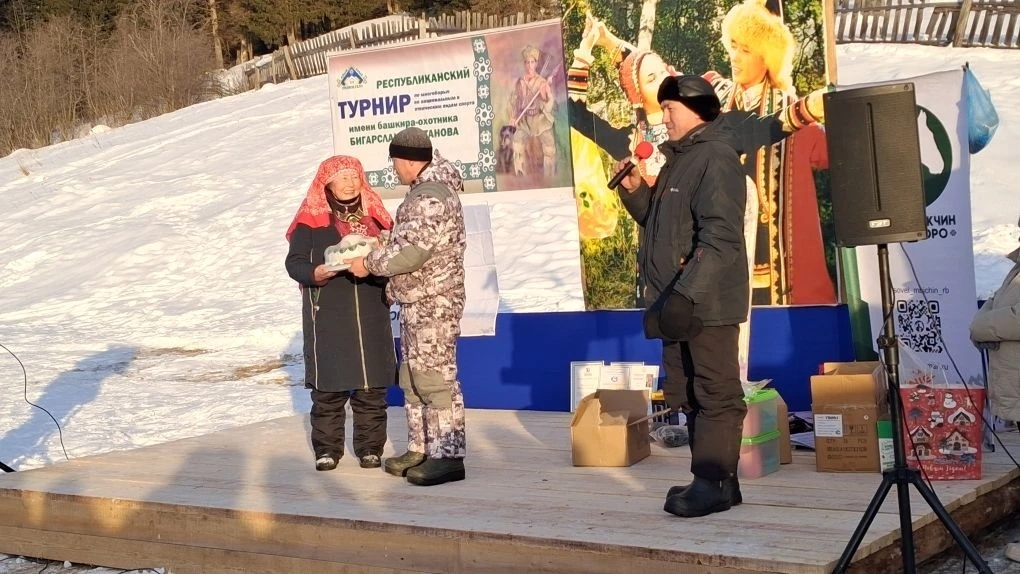 Башҡорт биатлонында Дәүләт Думаһы депутаты ла,  хакимиәт башлығы ла ҡатнашты