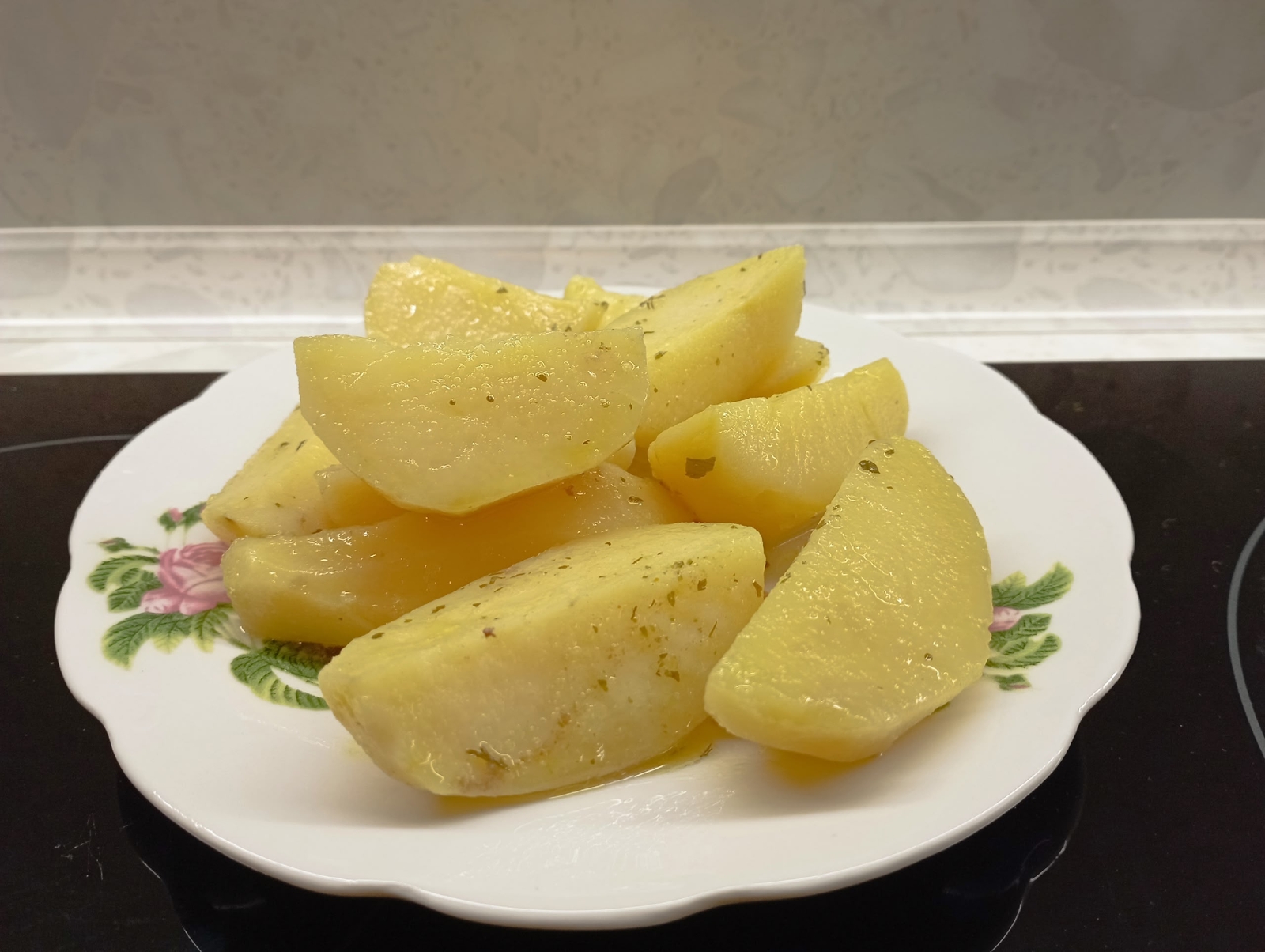 Картуф, дөгө, макаронды һыуыҡ килеш ашағыҙ