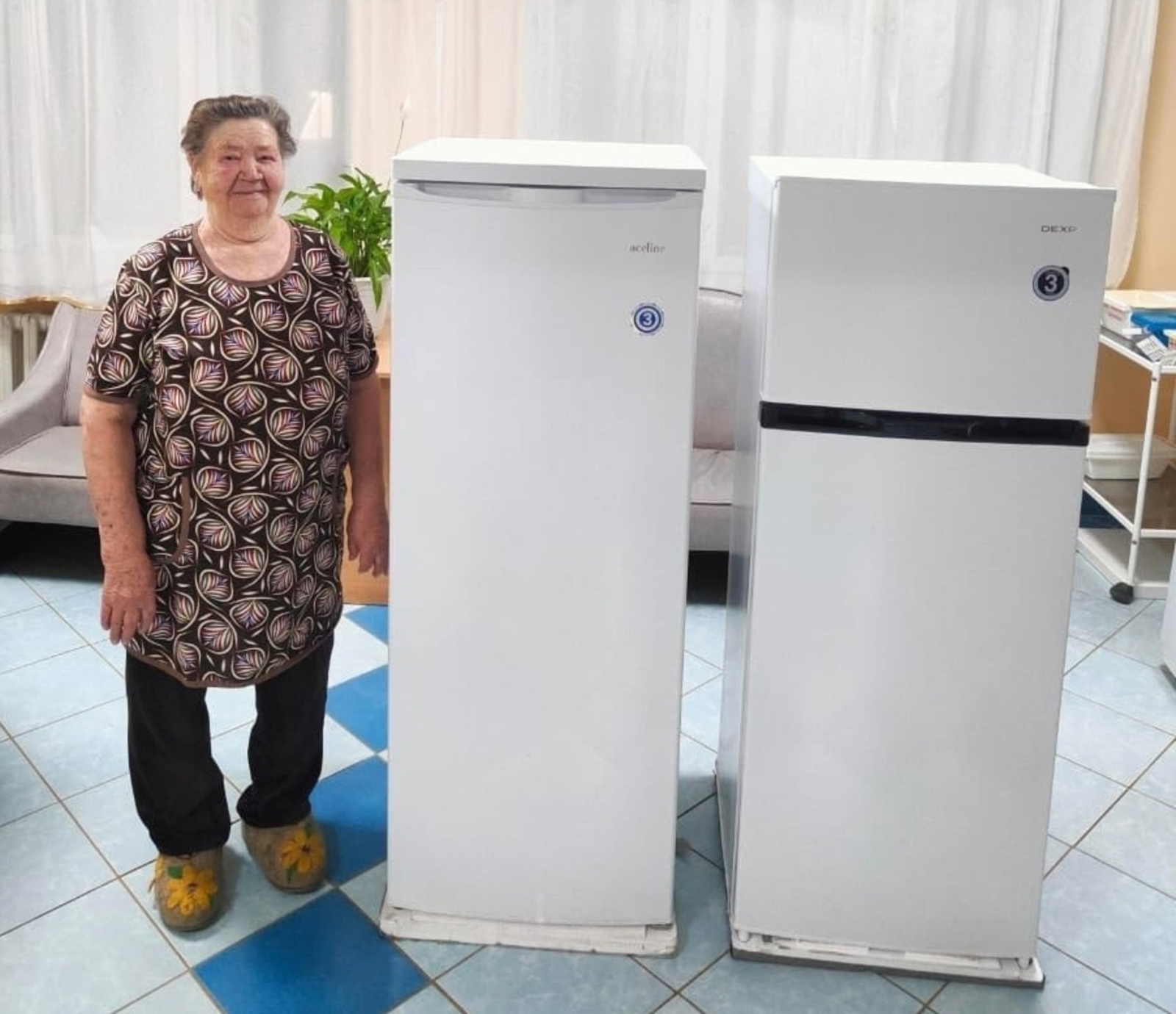 87 йәшлек инәй Асҡар дауаханаһына ике һыуытҡыс бүләк иткән!