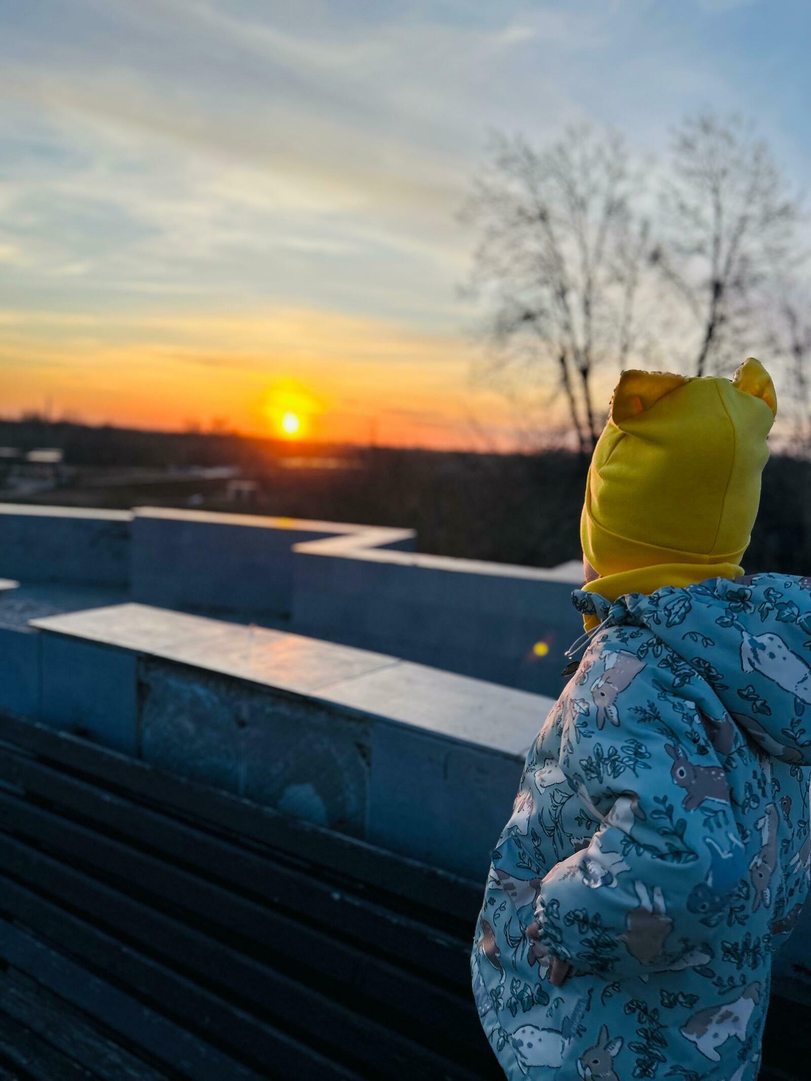 Үҙең ҡара балаңды...