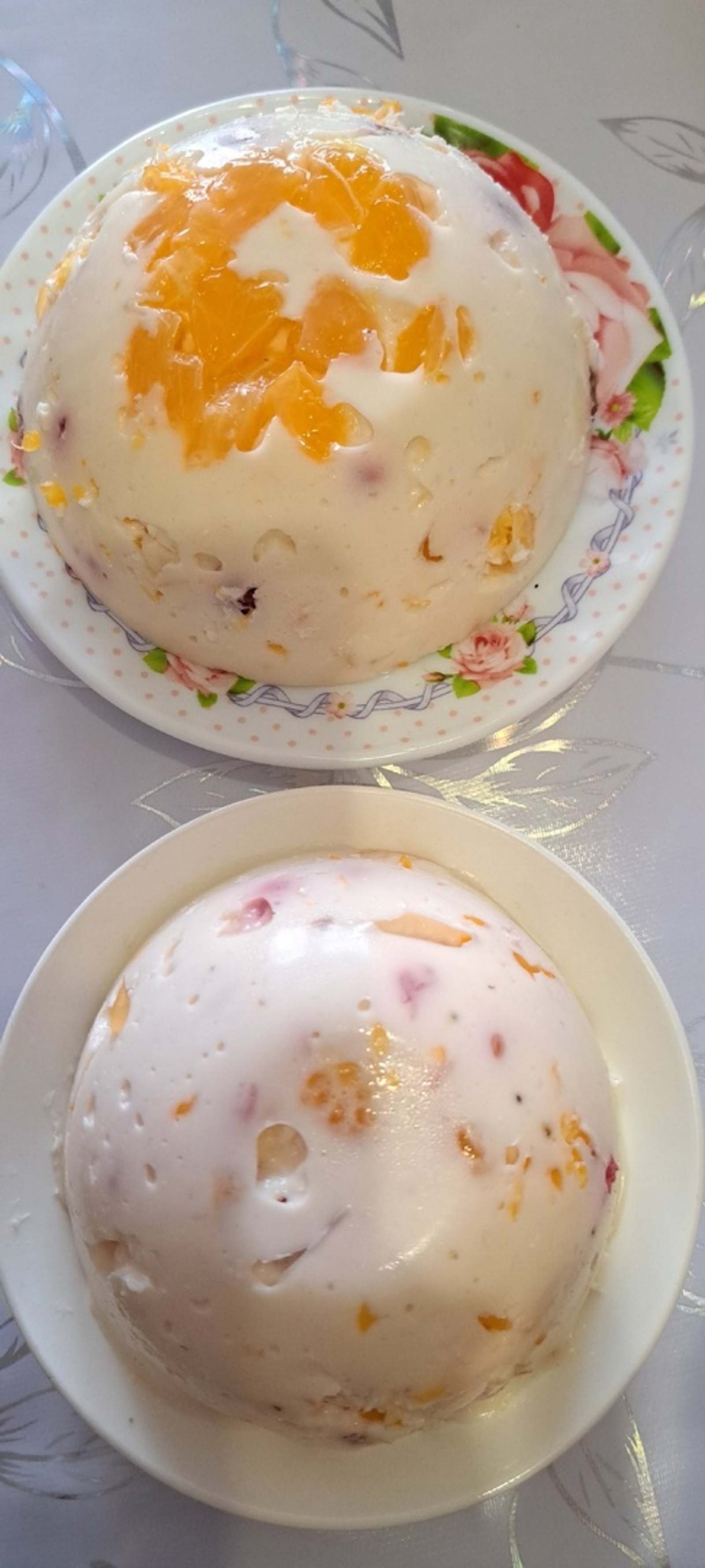 Үҙе еләкле, үҙе ҡаймаҡлы тәмлекәс