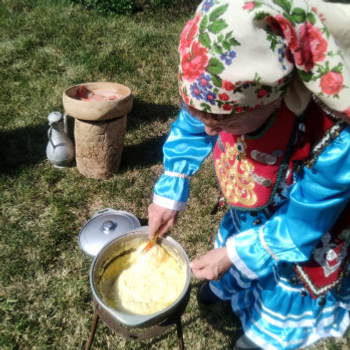 Күркәм йола атҡарғандар