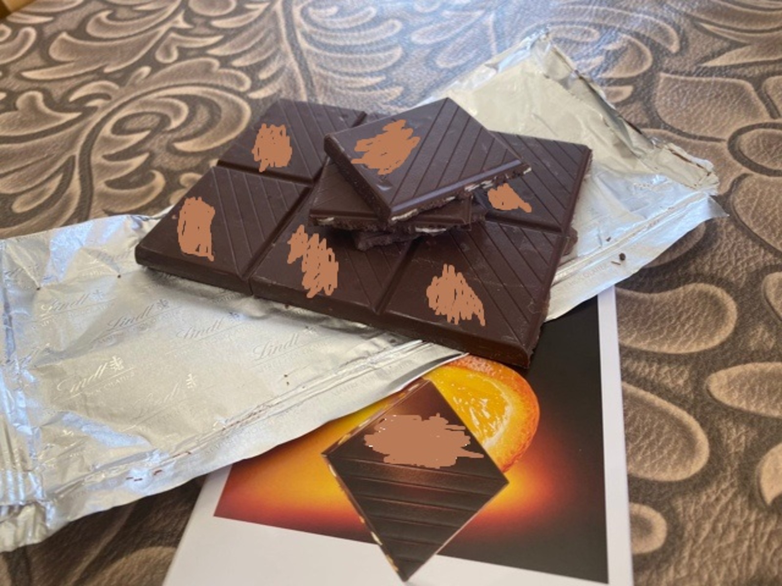 Билдәле йырсы шоколад өсөн Өфөнән Әлиәне хөкөм иттерә