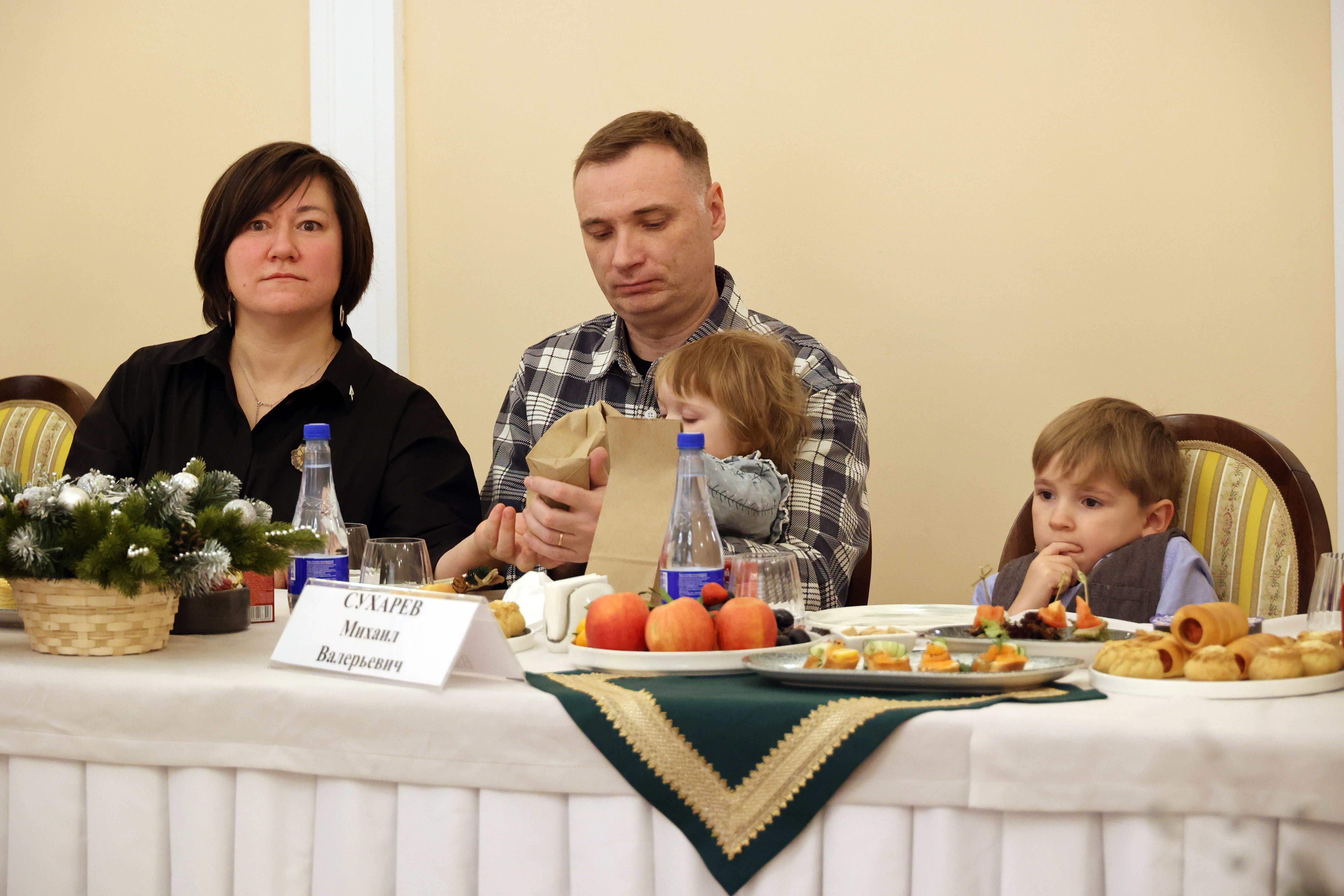 Күп балалы күркәм ғаиләләр тәбрикләнде