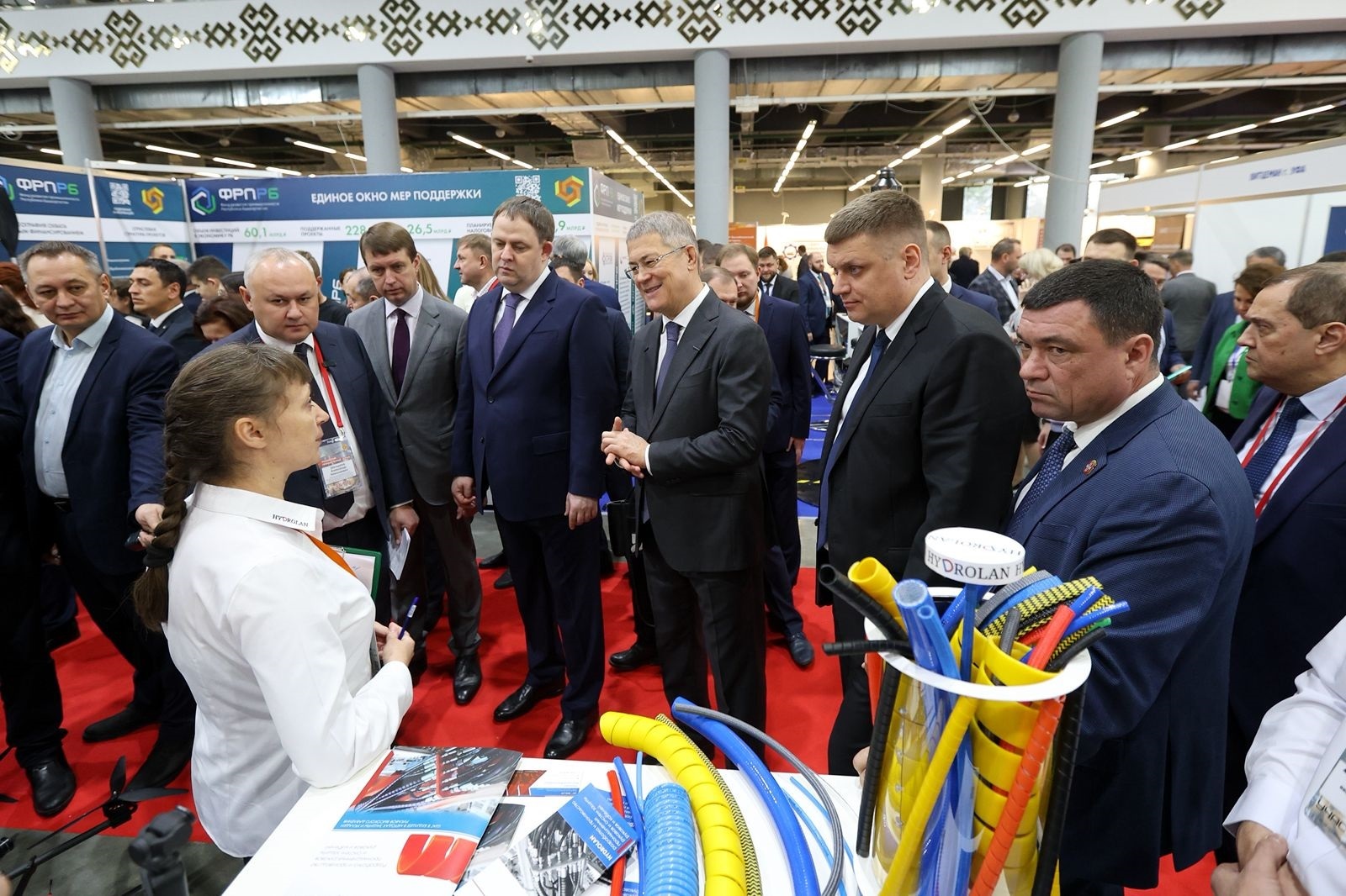 Өс меңдән ашыу эш урыны тәҡдим ителә