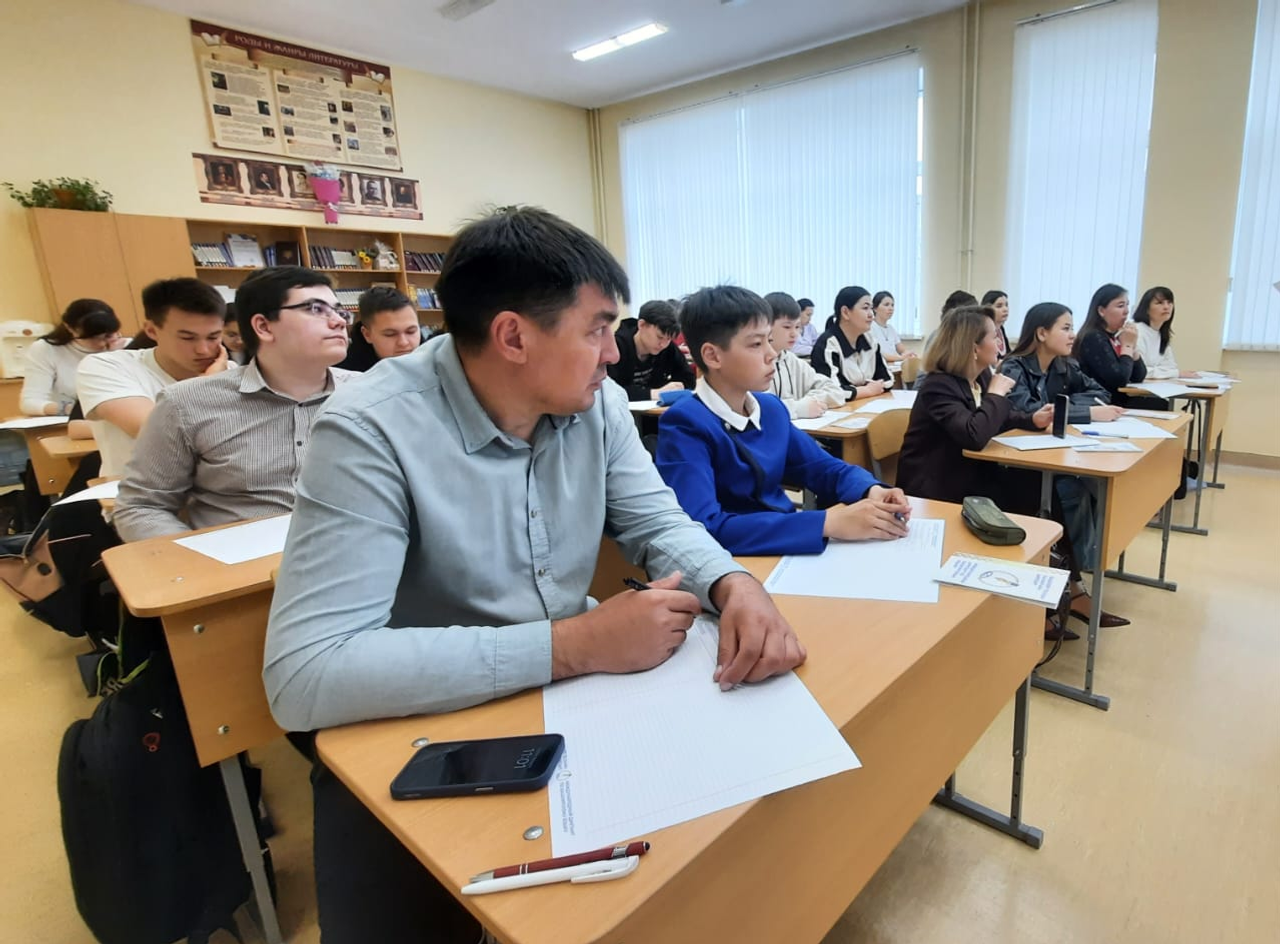 Ата-әсәләр ҙә, балалар ҙа ихлас ҡатнашты