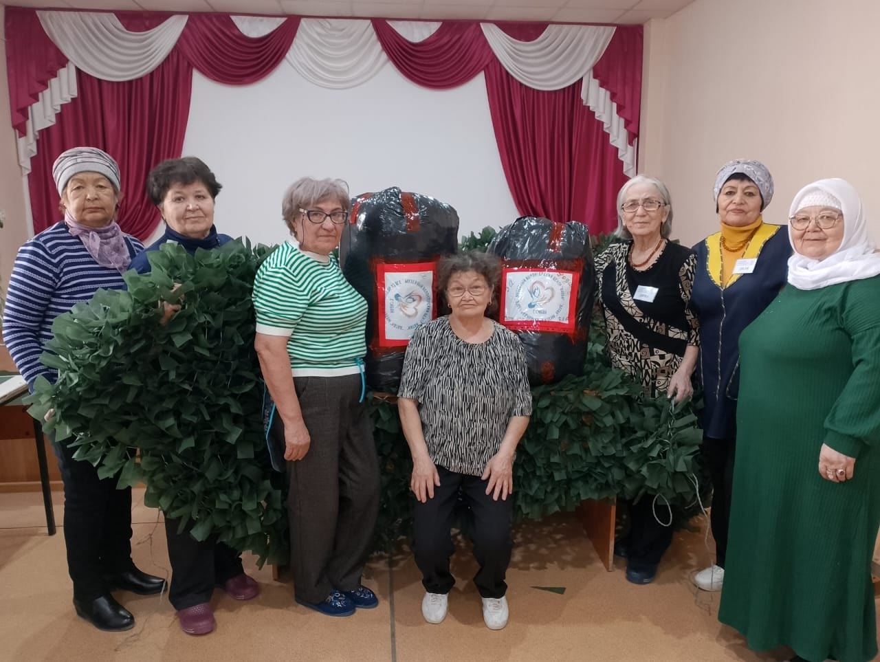 Оҫта ҡумыҙсы ла, хажиә лә, халыҡ дауалаусыһы ла